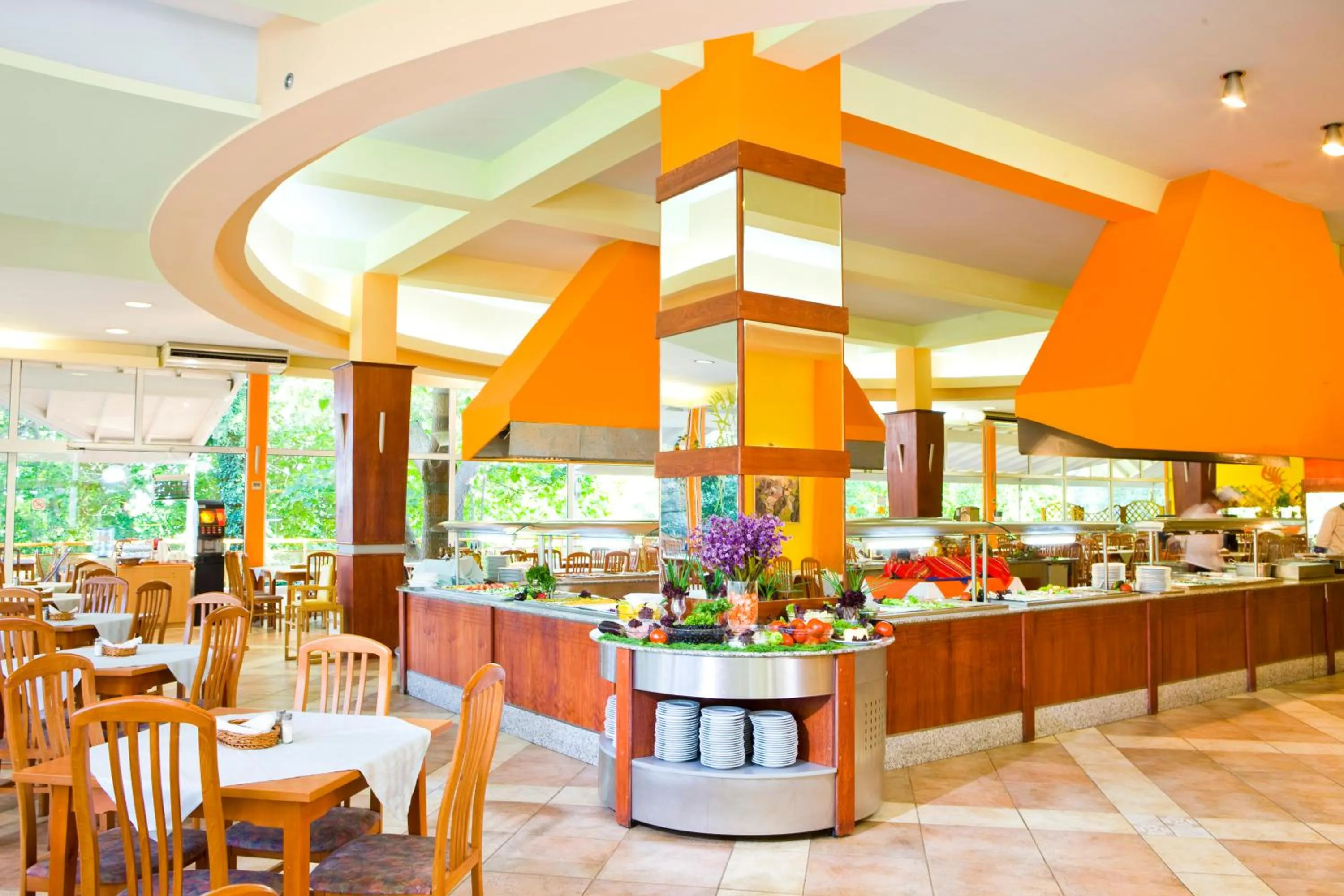 Restaurant/places to eat in Vita Park Hotel & Aqua Park