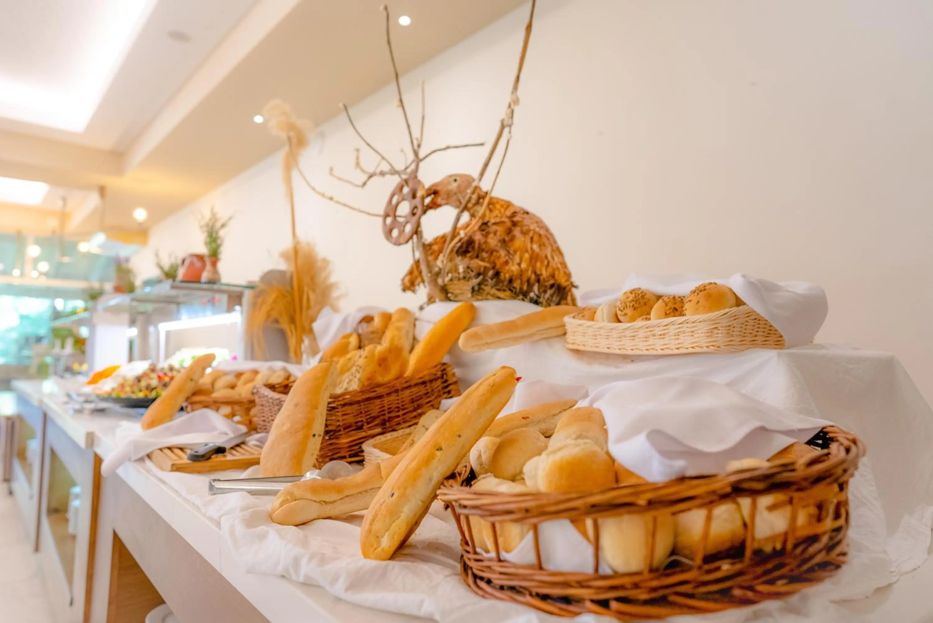 Restaurant/places to eat in Vita Park Hotel & Aqua Park