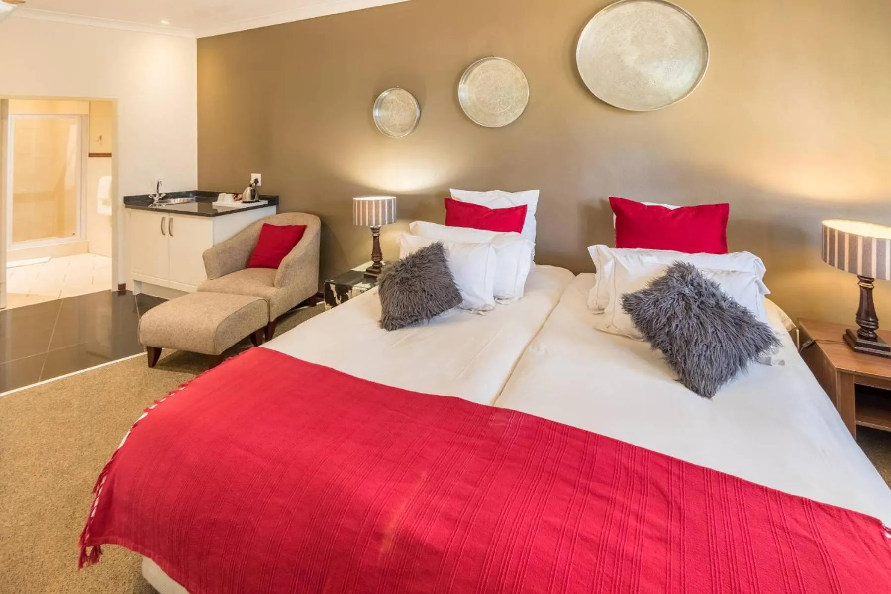 Bed in Constantia Hotel and Conference Centre