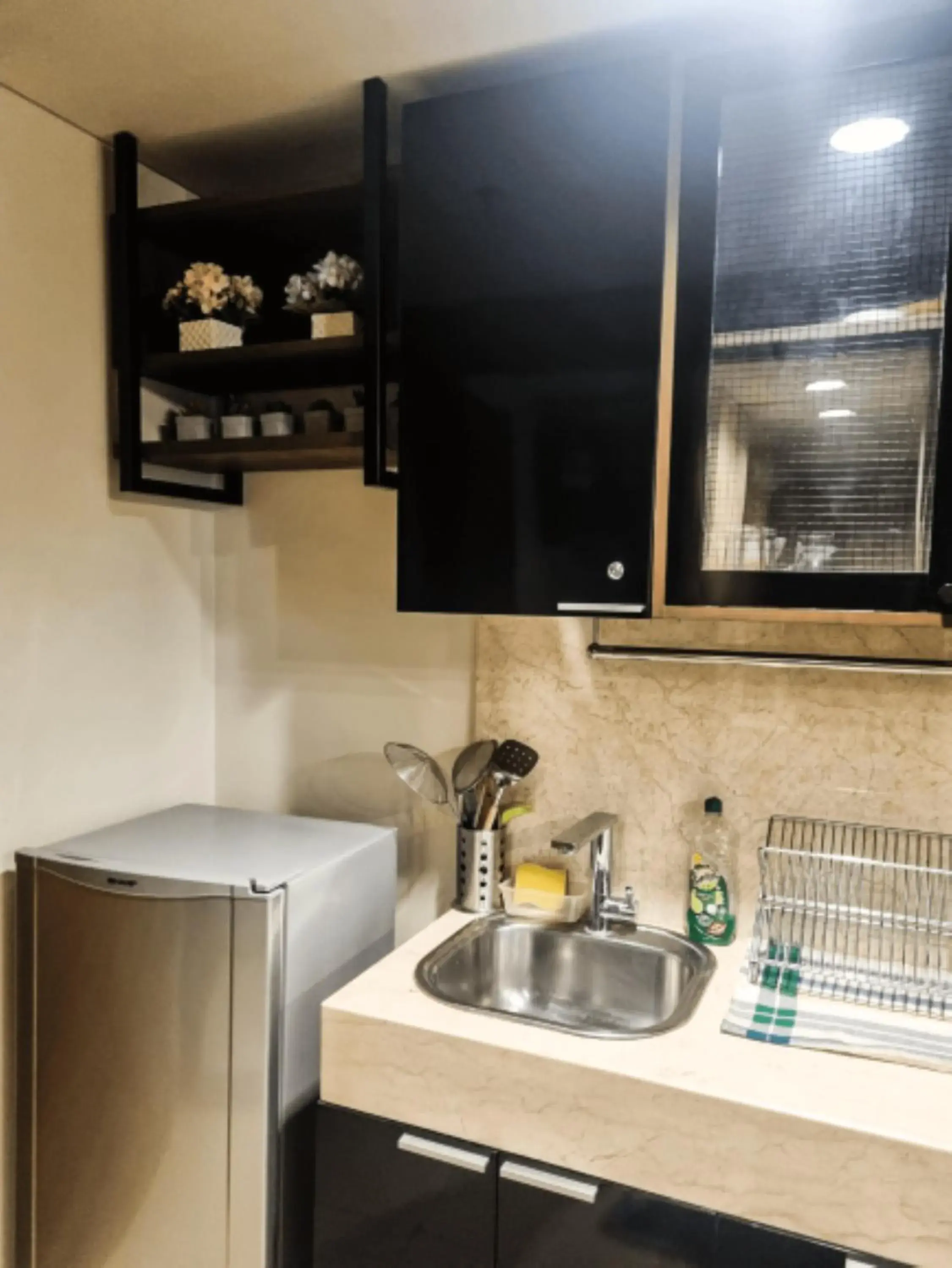 Deluxe Queen Room in Apartemen Uttara the Icon Deluxe Queen Room in Apartemen Uttara the Icon