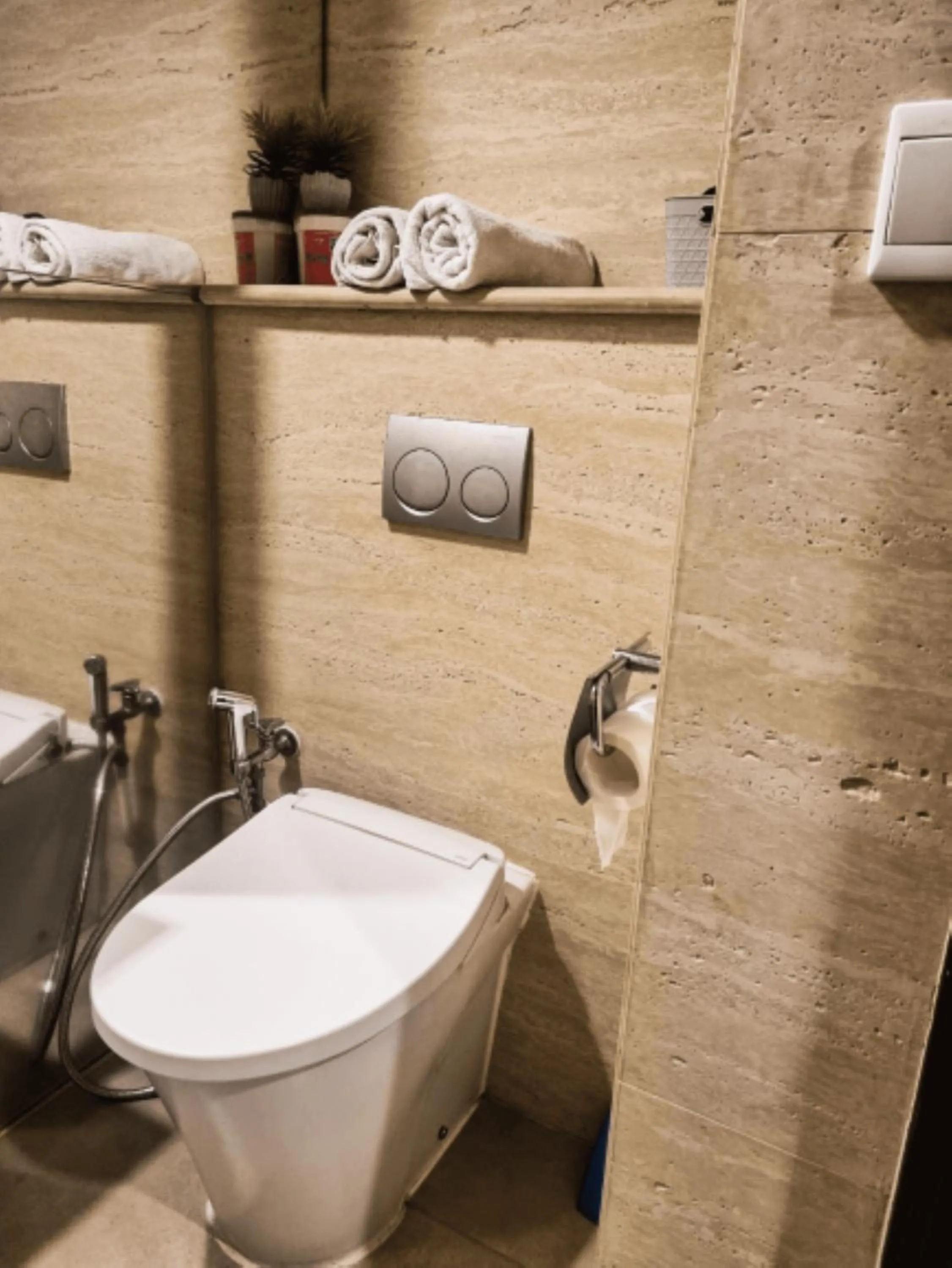 Apartemen Uttara the Icon