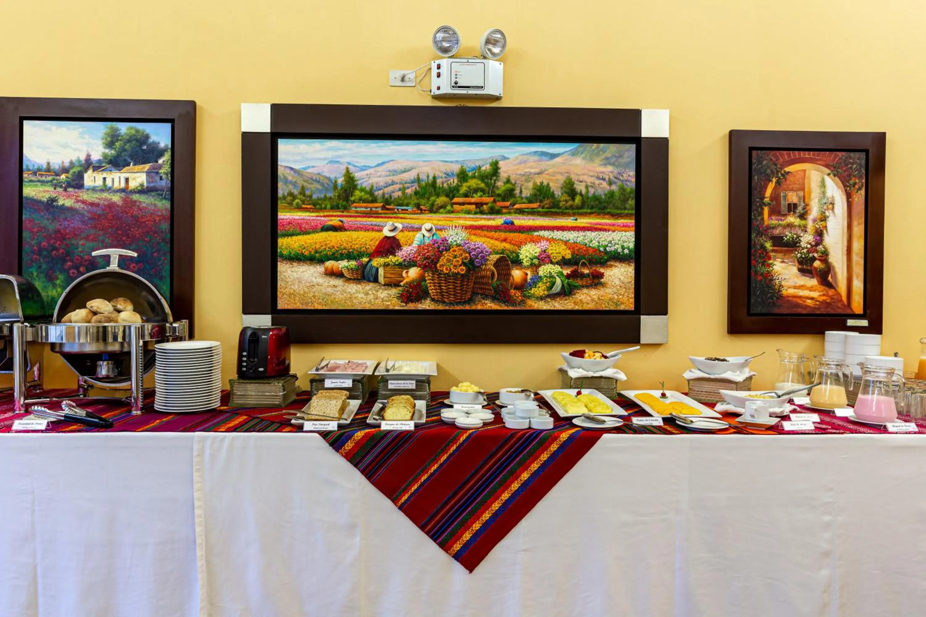 Food in LP Los Portales Hotel Tarma