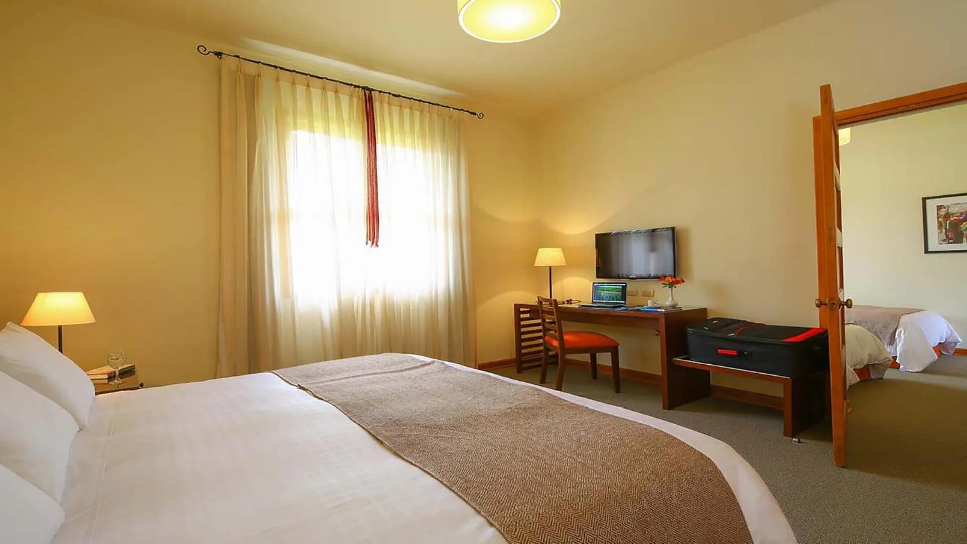 Bed in LP Los Portales Hotel Tarma