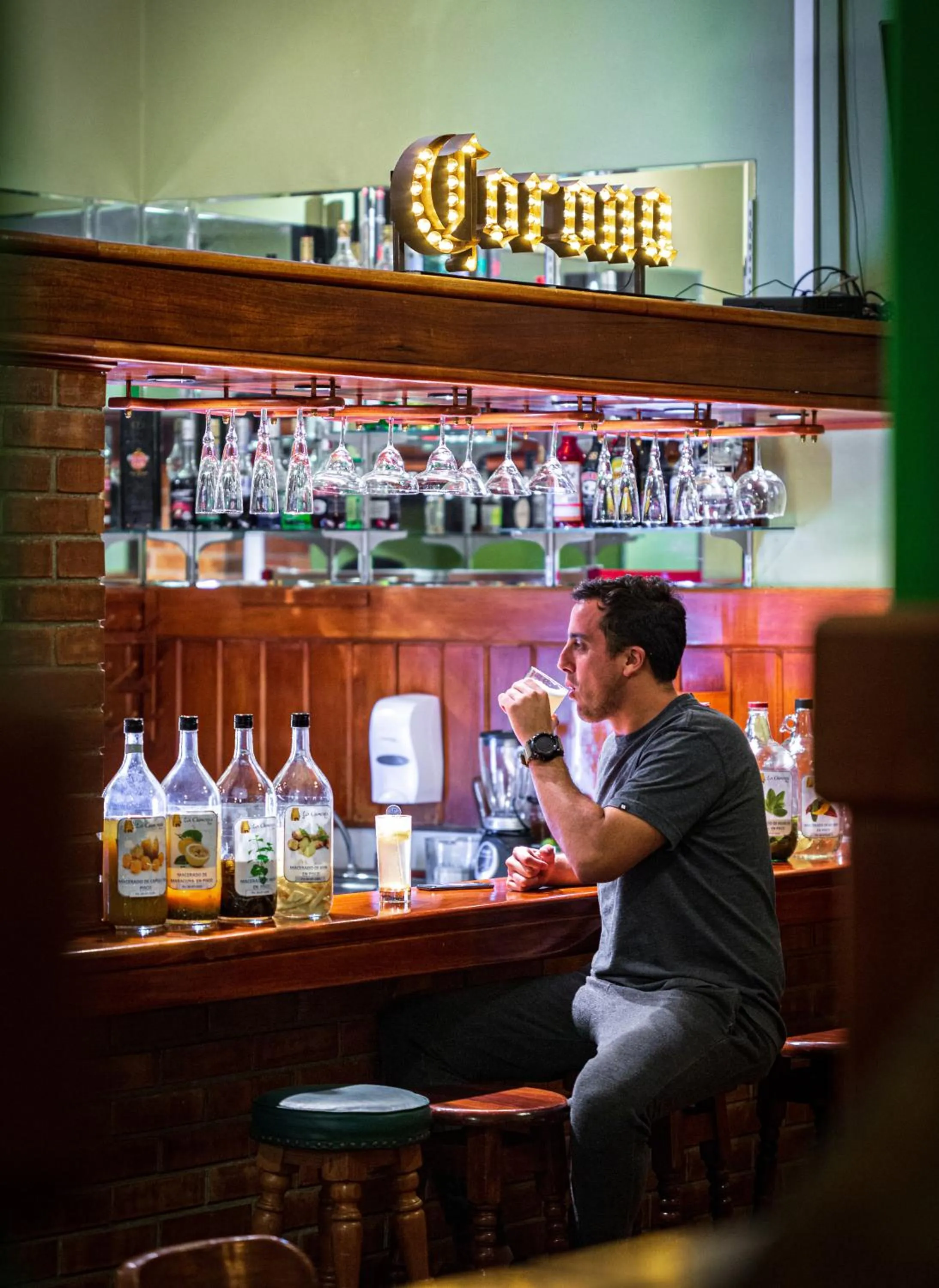 Lounge or bar in LP Los Portales Hotel Tarma