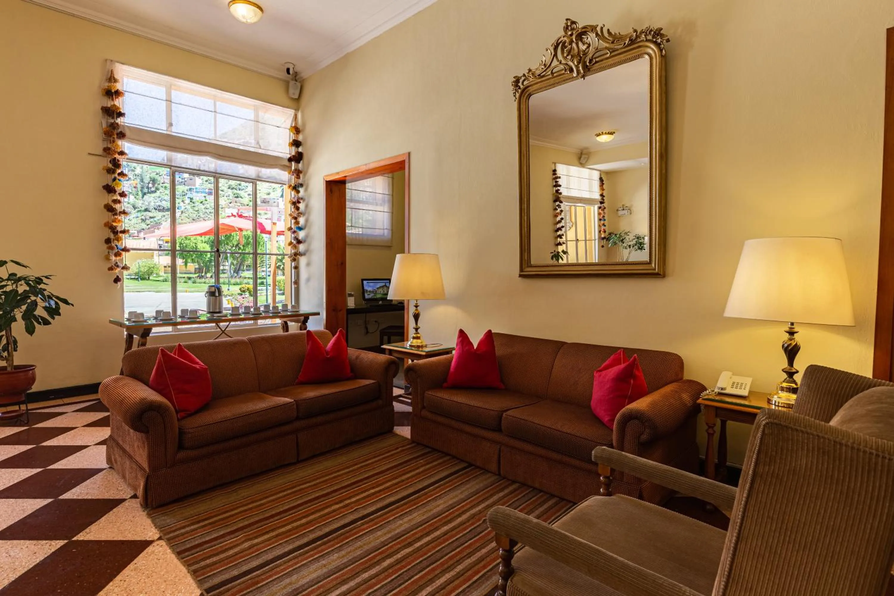 Lobby or reception in LP Los Portales Hotel Tarma