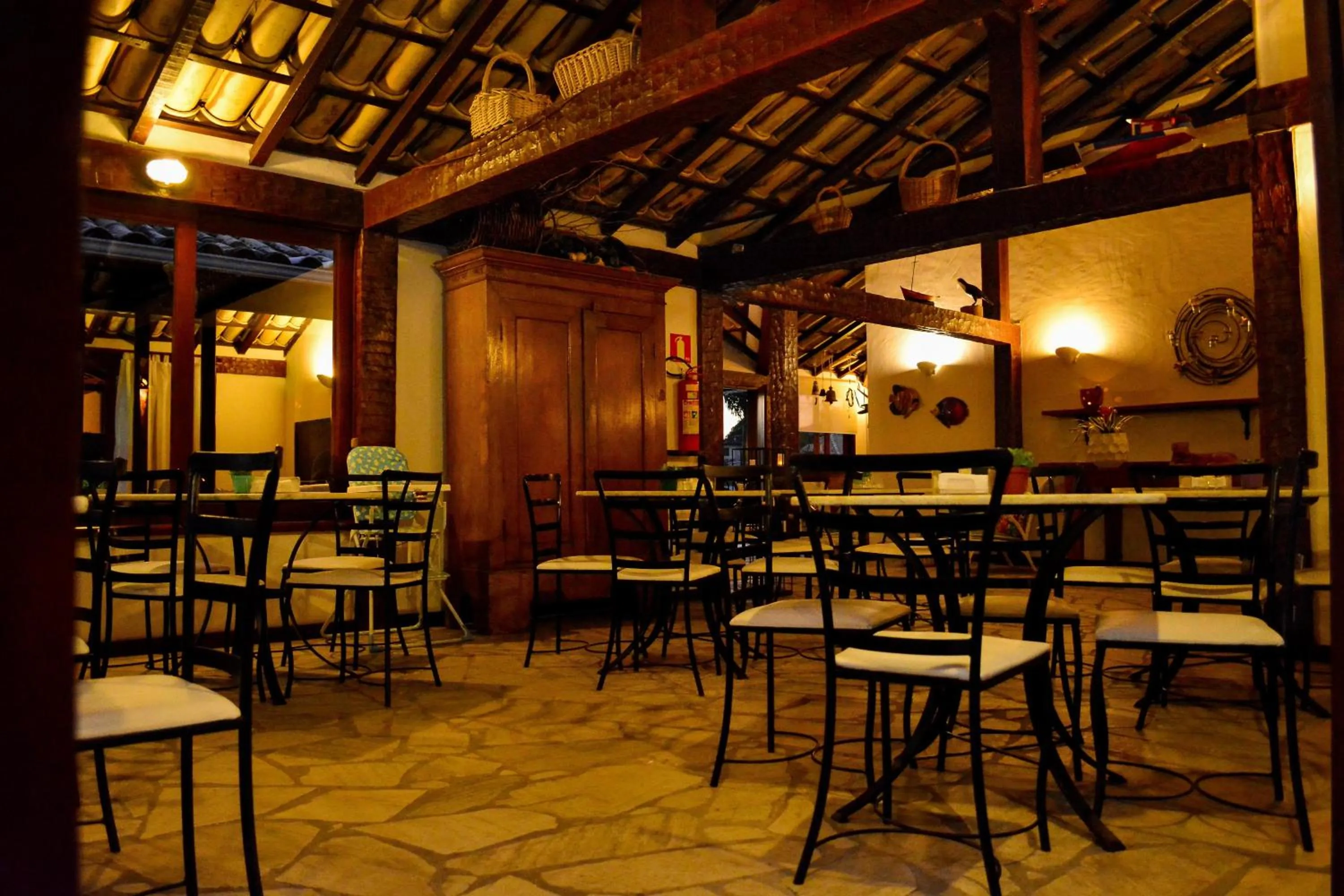 Restaurant/places to eat in Pousada do Namorado