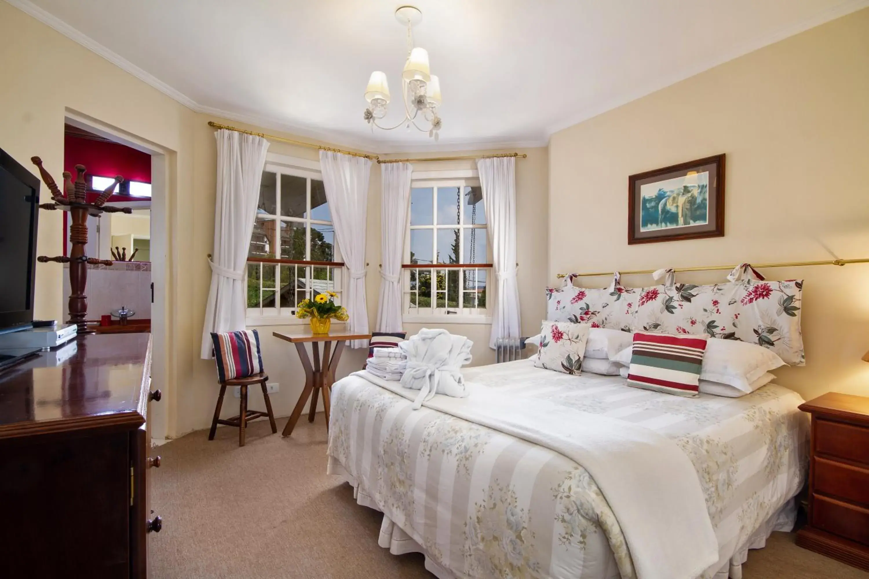 Double Room with Spa Bath in Pousada Confraria da Terra Double Room with Spa Bath in Pousada Confraria da Terra