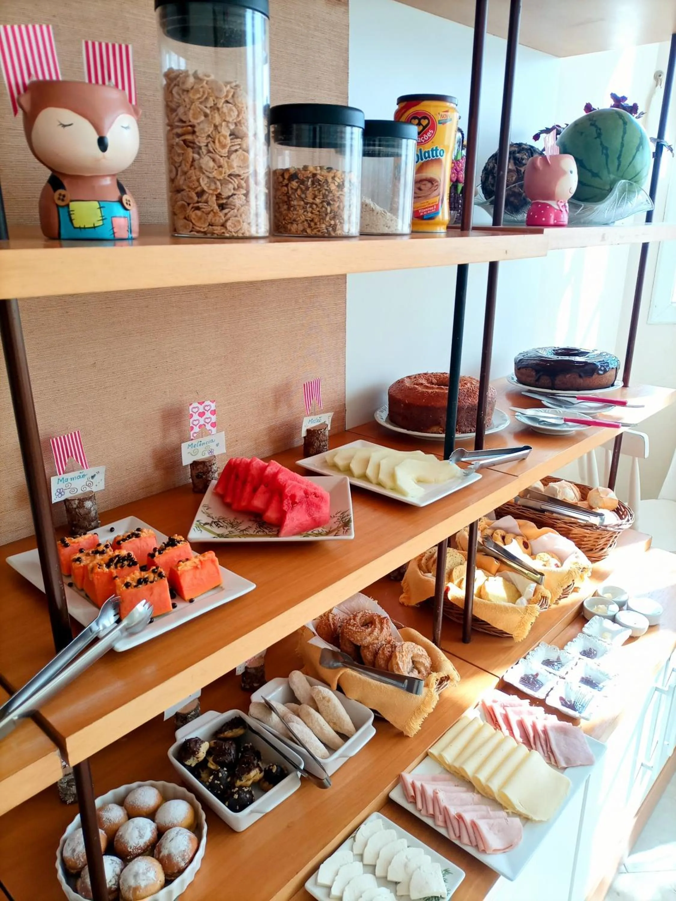 Food and drinks in Pousada Confraria da Terra