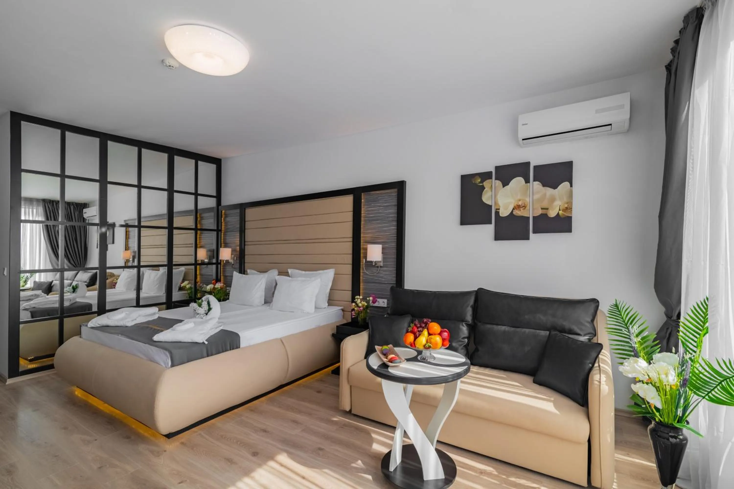 Bed in Prestige Deluxe Hotel Aquapark Club - All inclusive