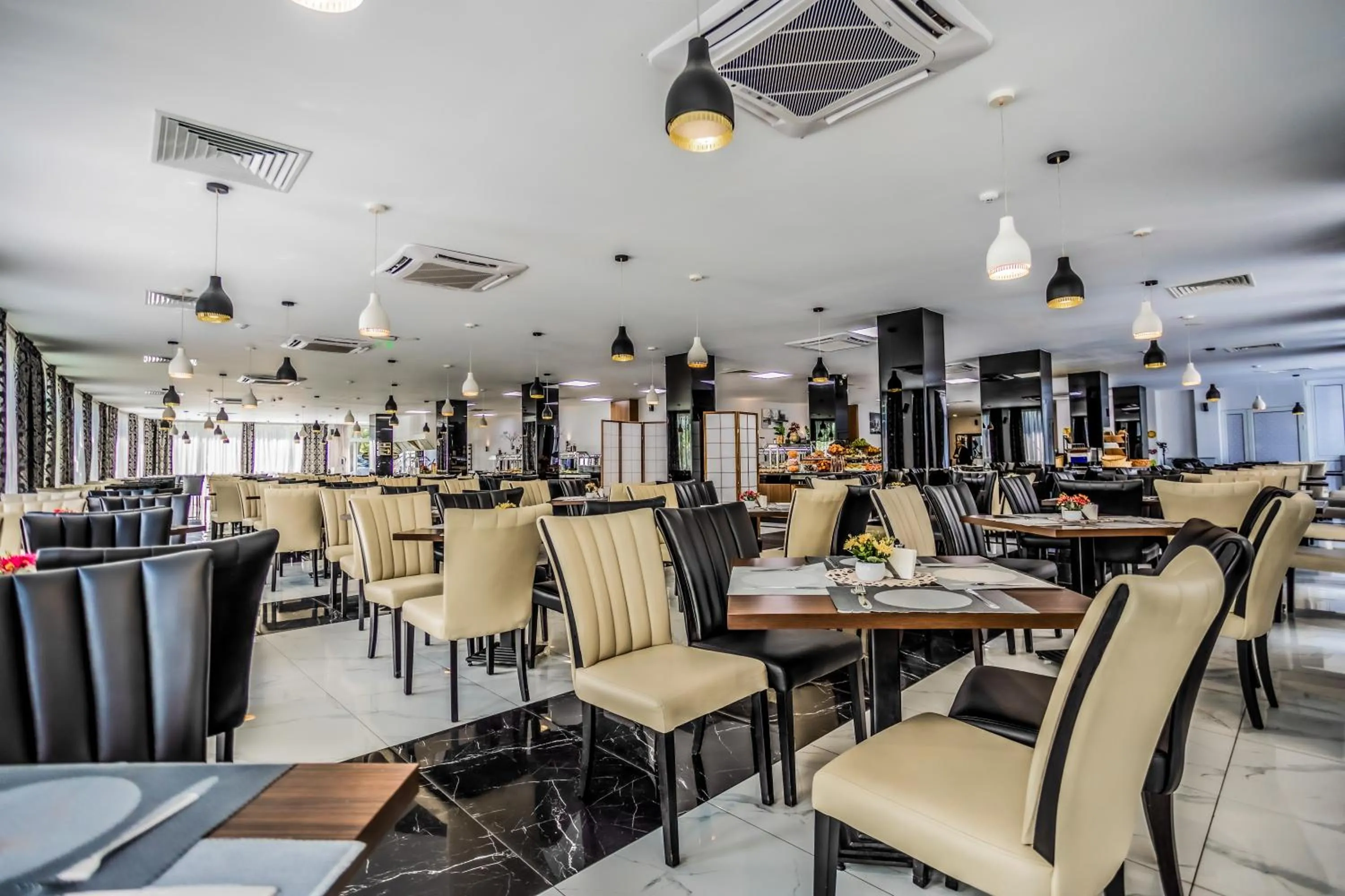 Restaurant/places to eat in Prestige Deluxe Hotel Aquapark Club - All inclusive