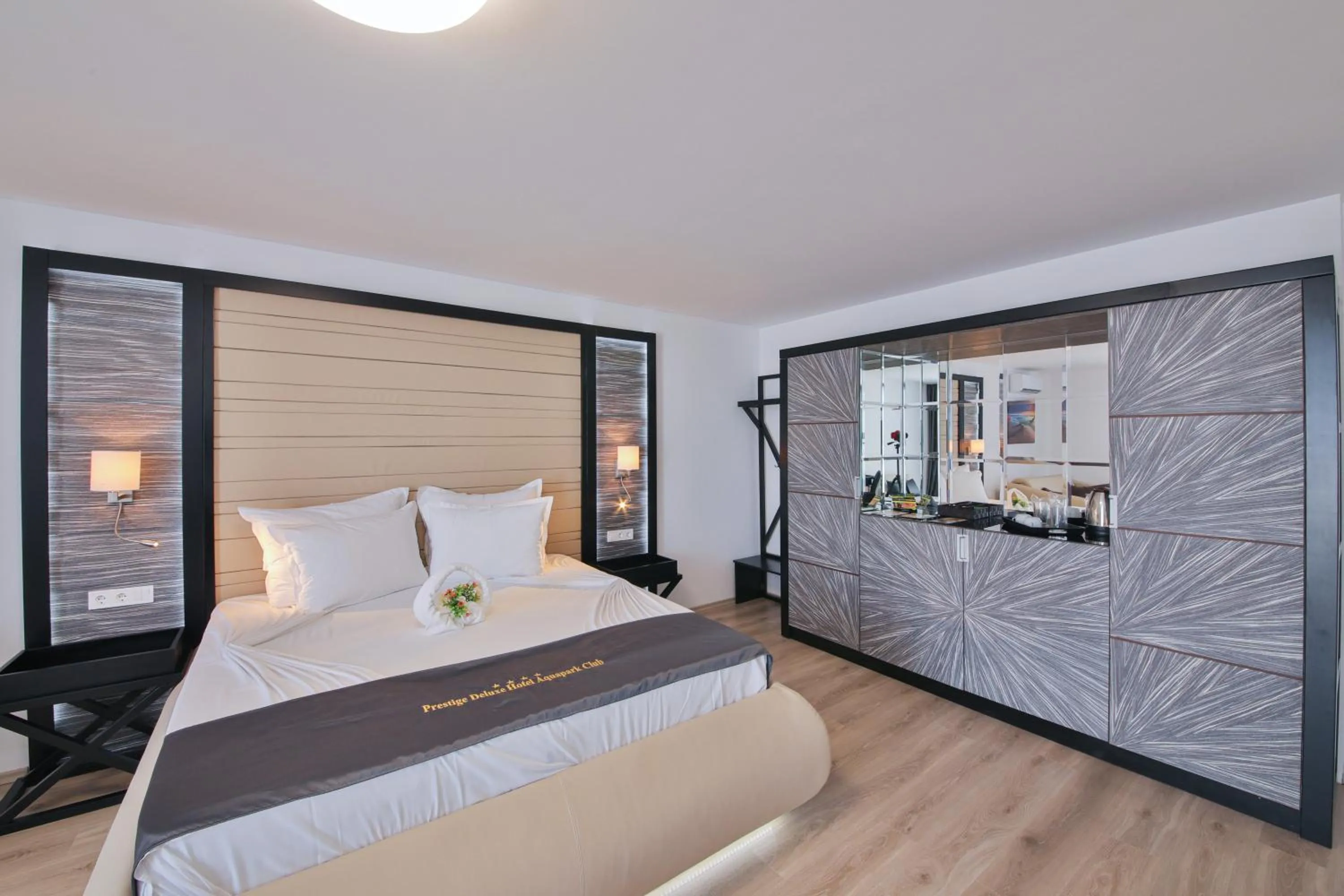 Bed in Prestige Deluxe Hotel Aquapark Club - All inclusive