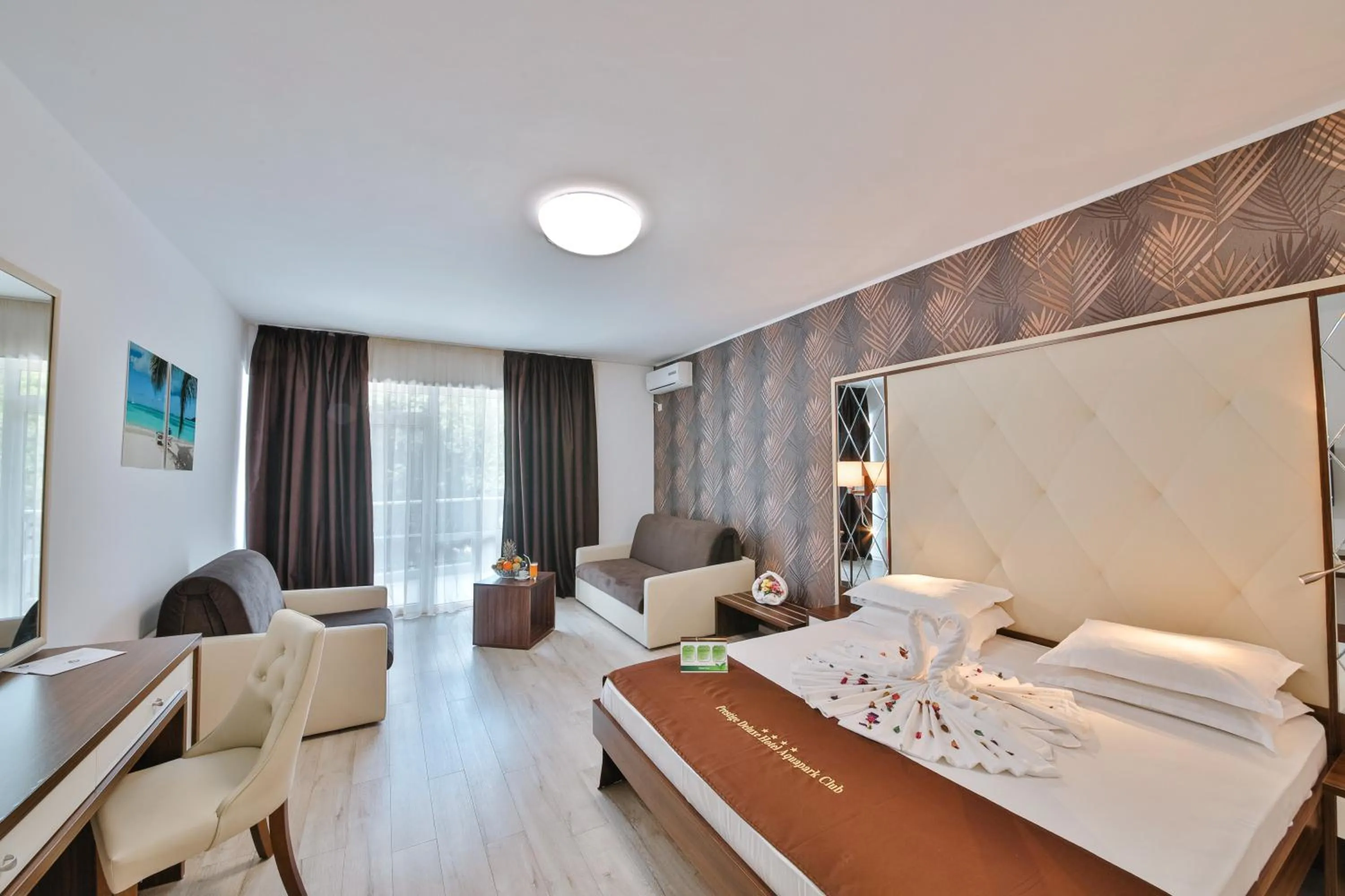 Bed in Prestige Deluxe Hotel Aquapark Club - All inclusive