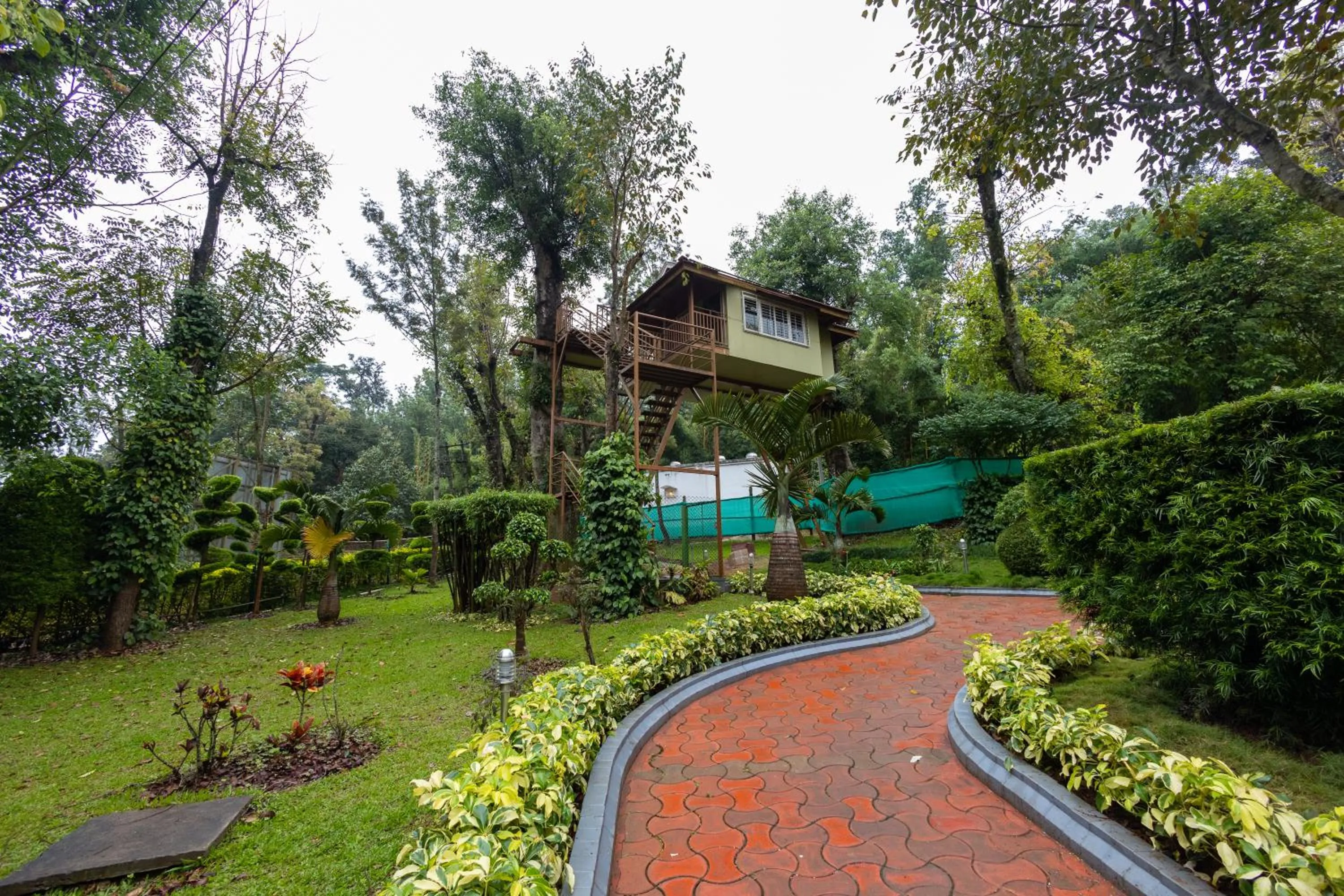 Property building in IBC Honeydew Exotica Resort