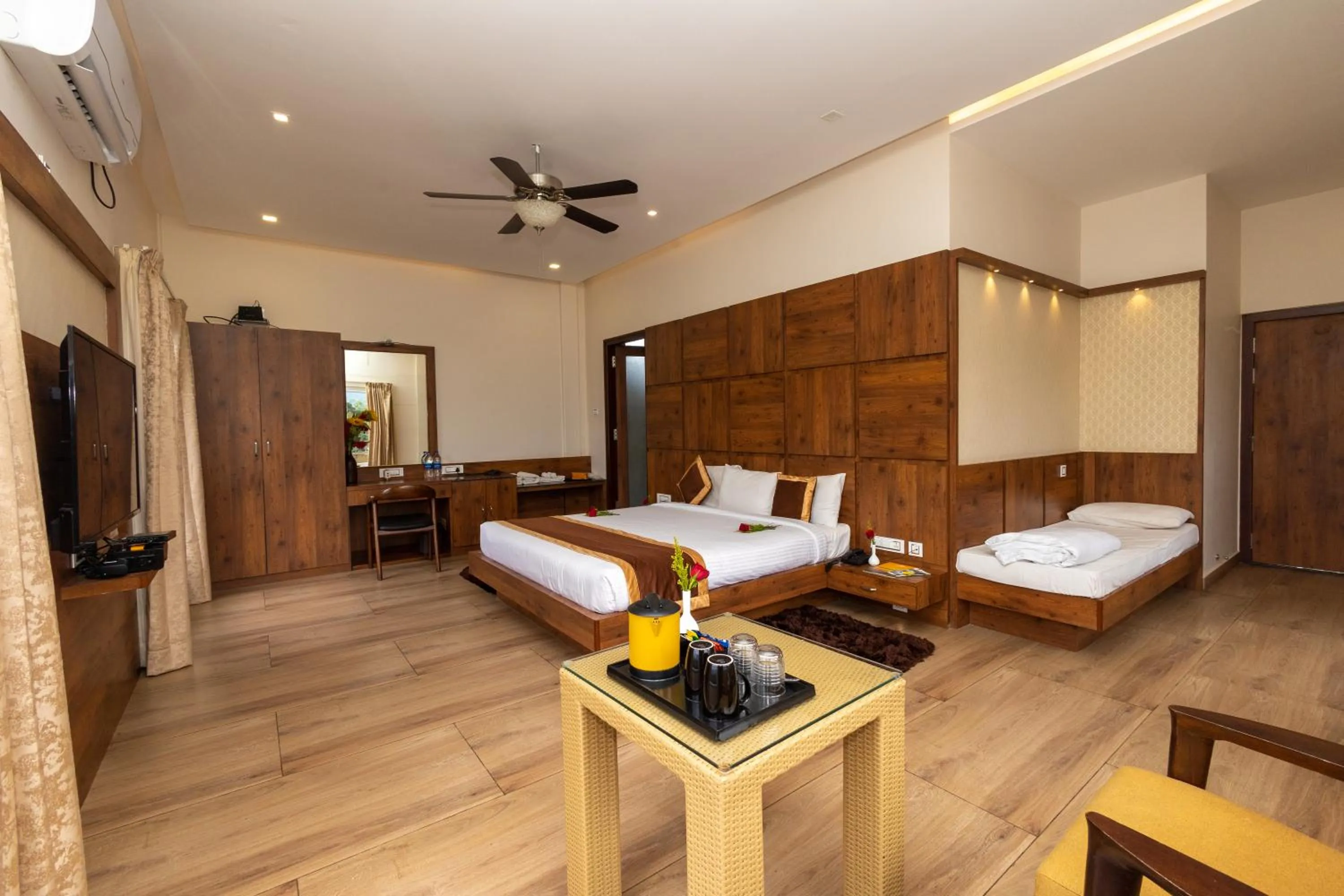 Photo of the whole room in IBC Honeydew Exotica Resort