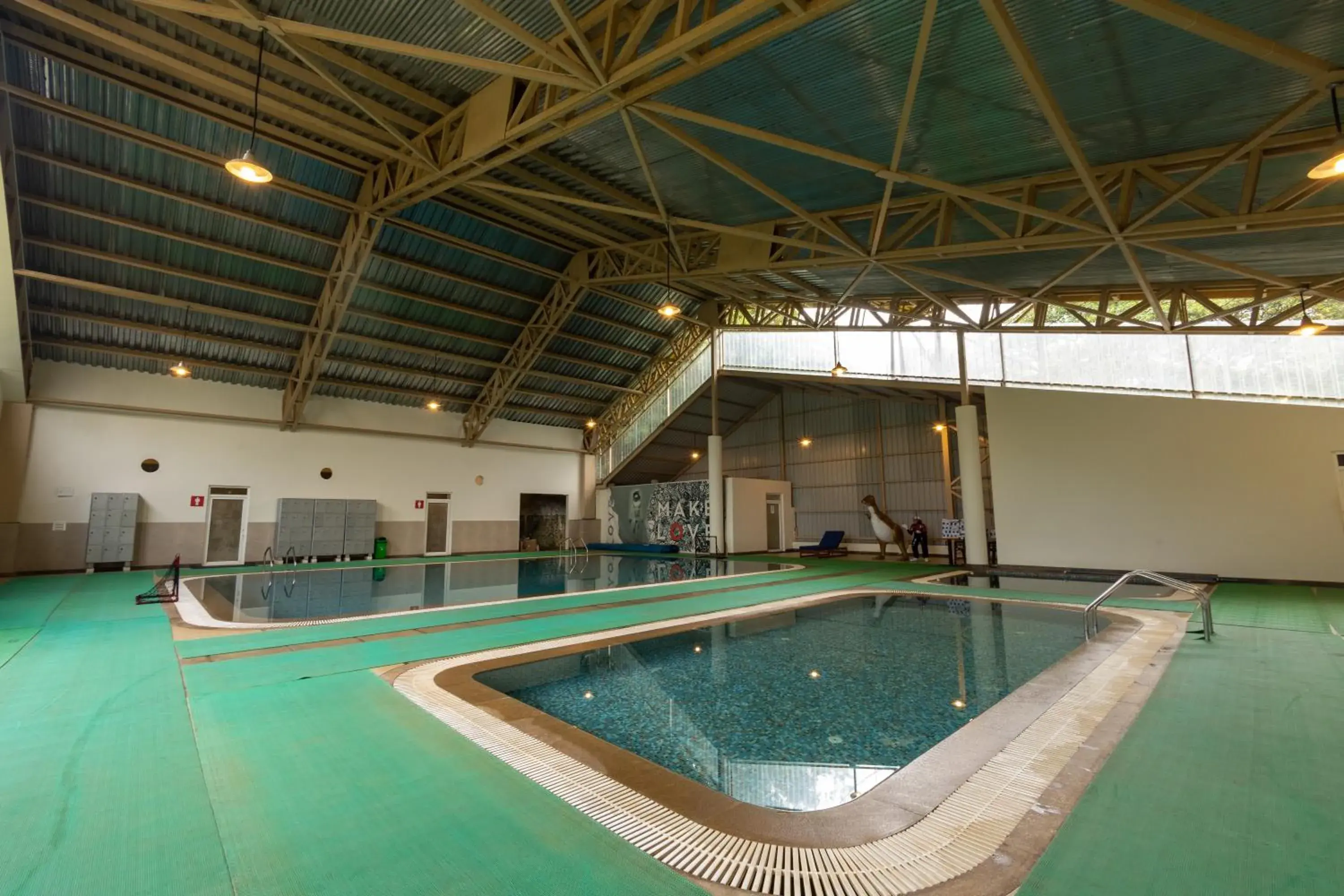 Swimming pool in IBC Honeydew Exotica Resort Swimming pool in IBC Honeydew Exotica Resort