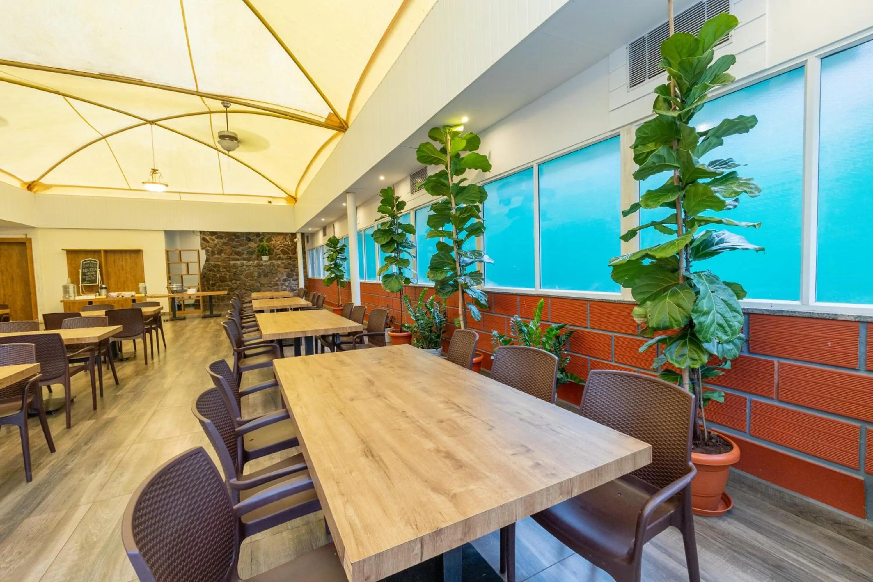 Banquet/Function facilities in IBC Honeydew Exotica Resort