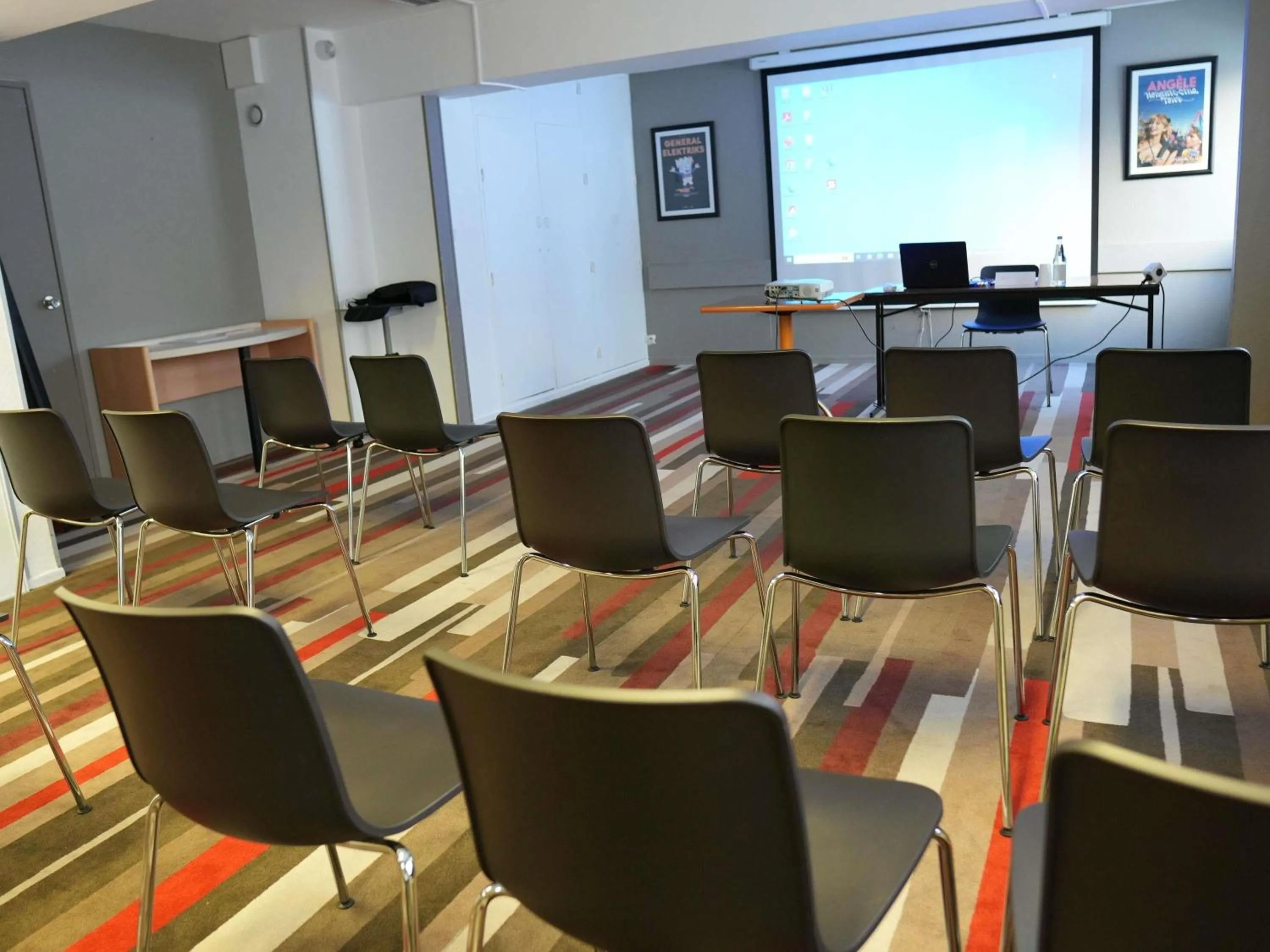 Meeting/conference room in ibis Caen Porte d’Angleterre