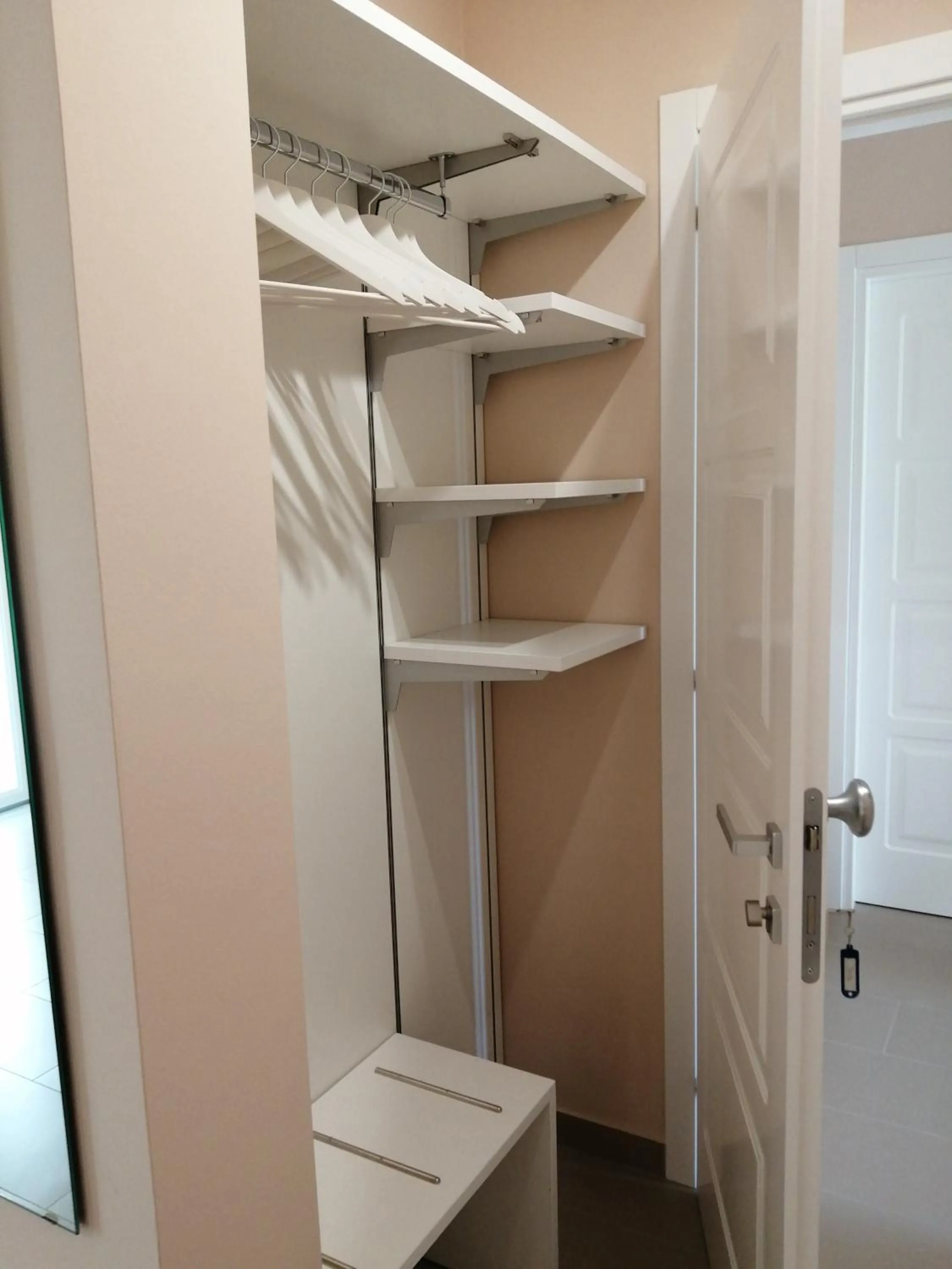 wardrobe in Villa Laura Residence Hotel Apartments & Studios