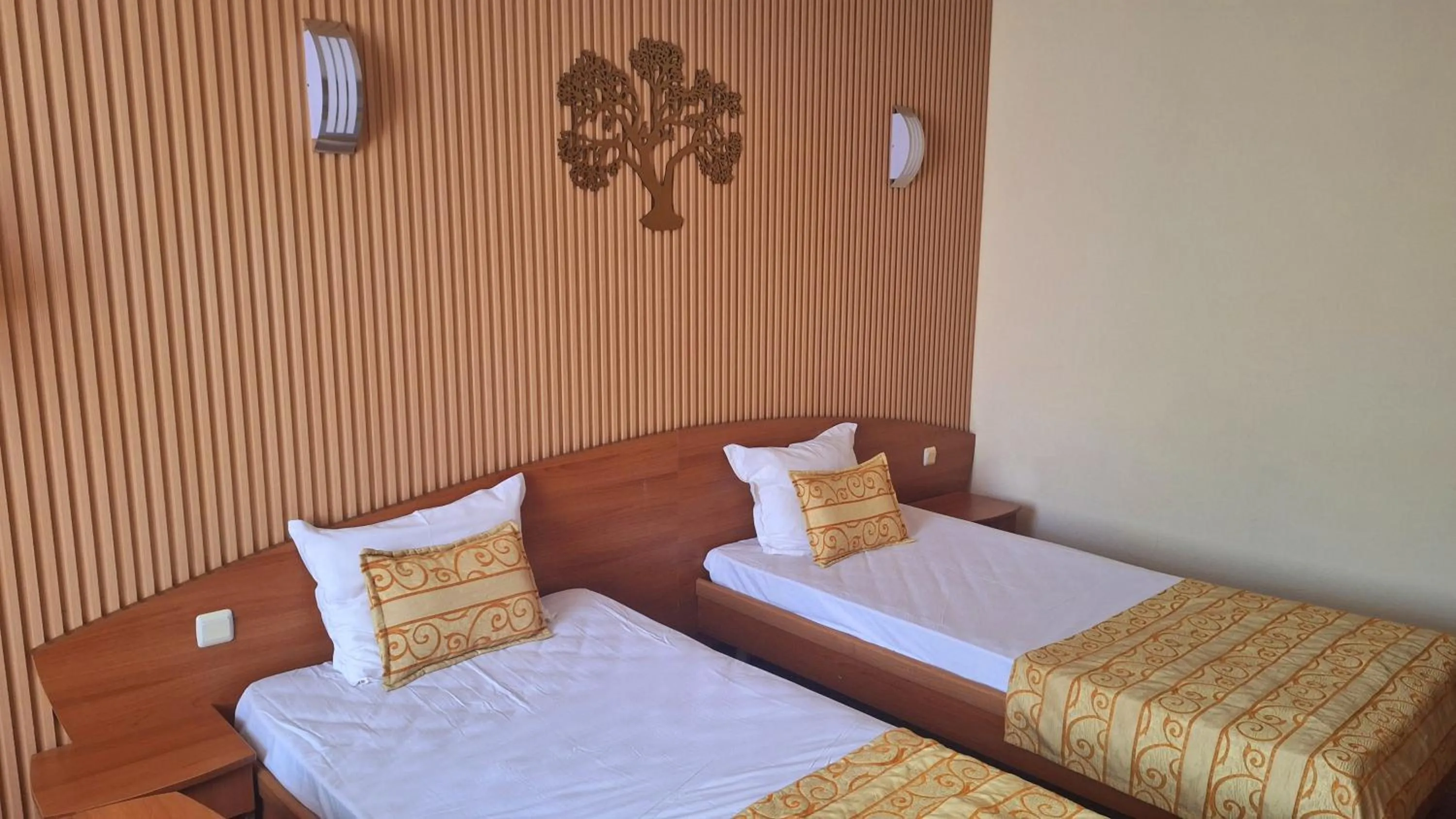 Bed in Hotel Estreya Palace