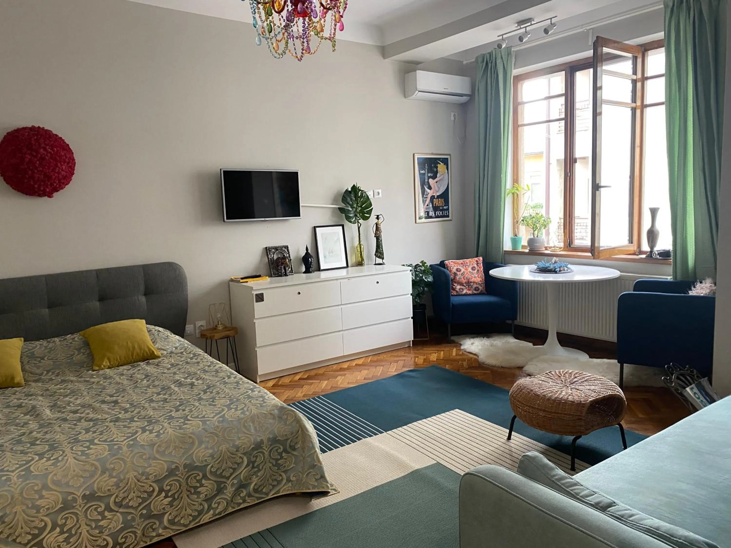 Andrea Apartments