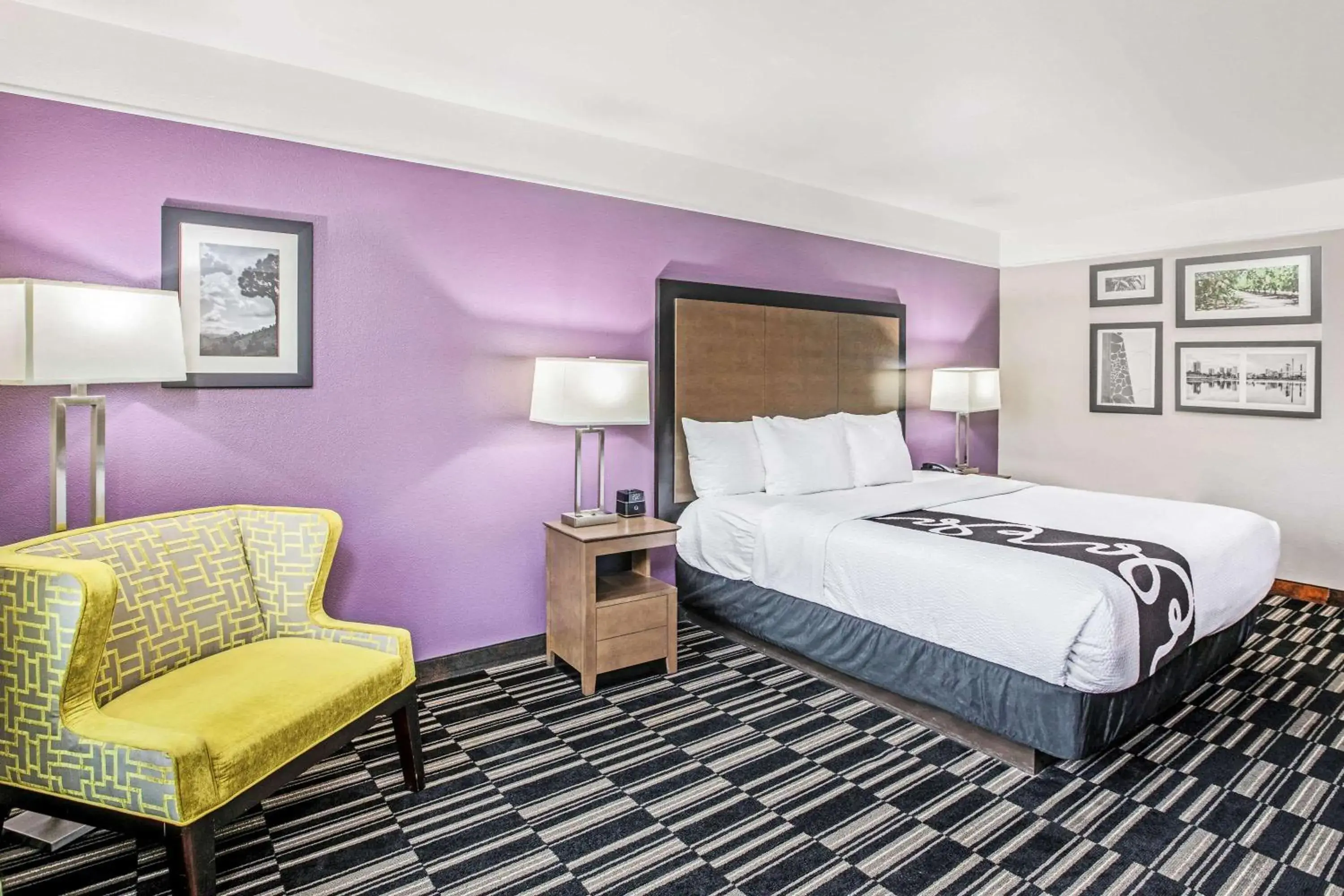 Photo of the whole room, Bed in La Quinta by Wyndham Modesto Salida Photo of the whole room, Bed in La Quinta by Wyndham Modesto Salida