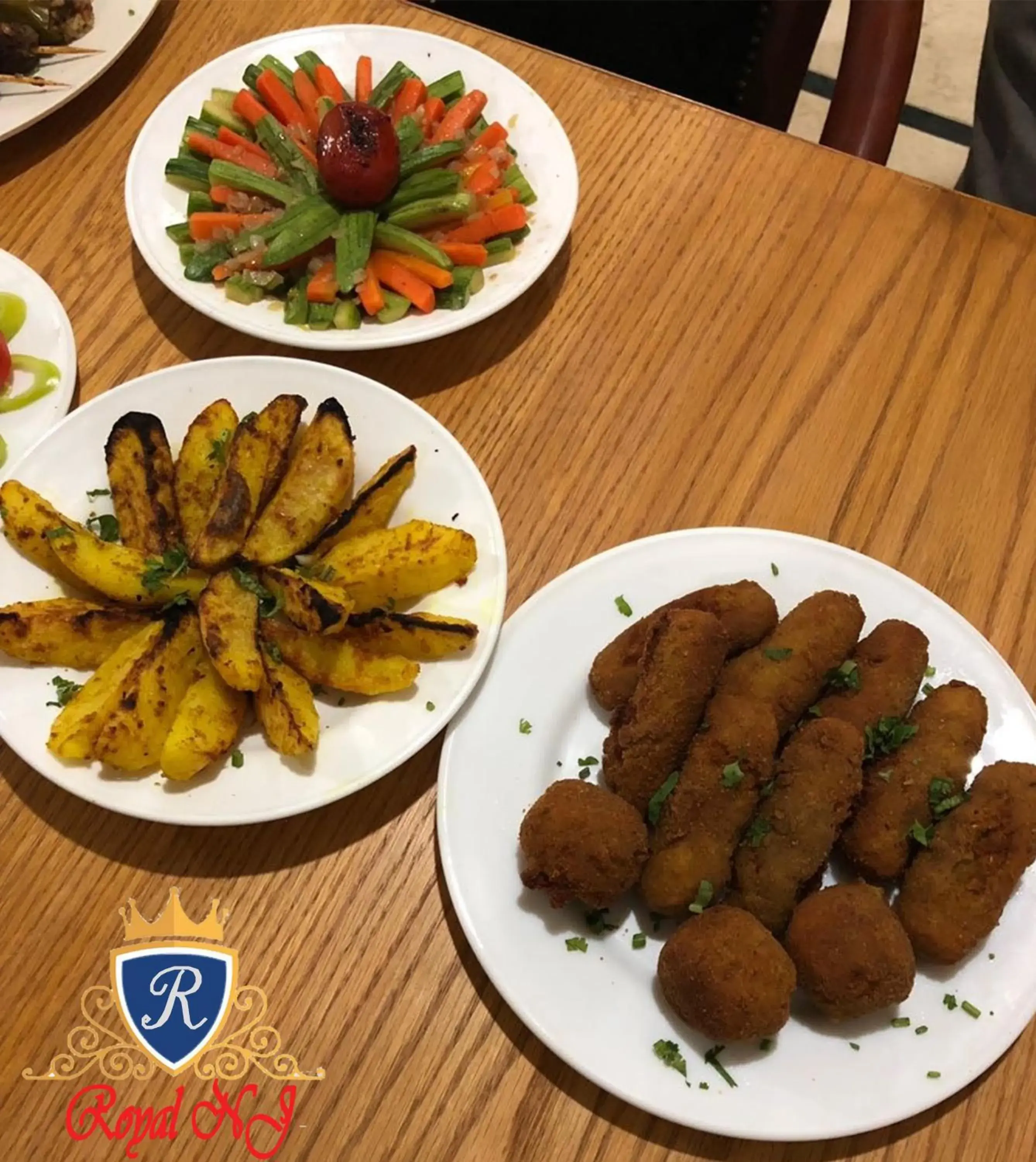 Restaurant/places to eat in Royal NJ Hotel Restaurant/places to eat in Royal NJ Hotel