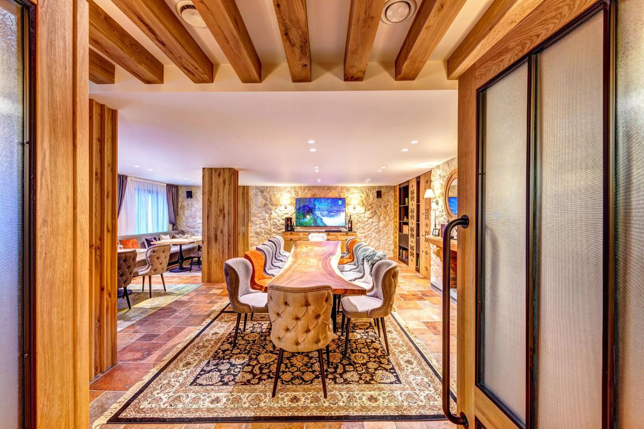 Restaurant/places to eat in SPA Hotel Kiparis