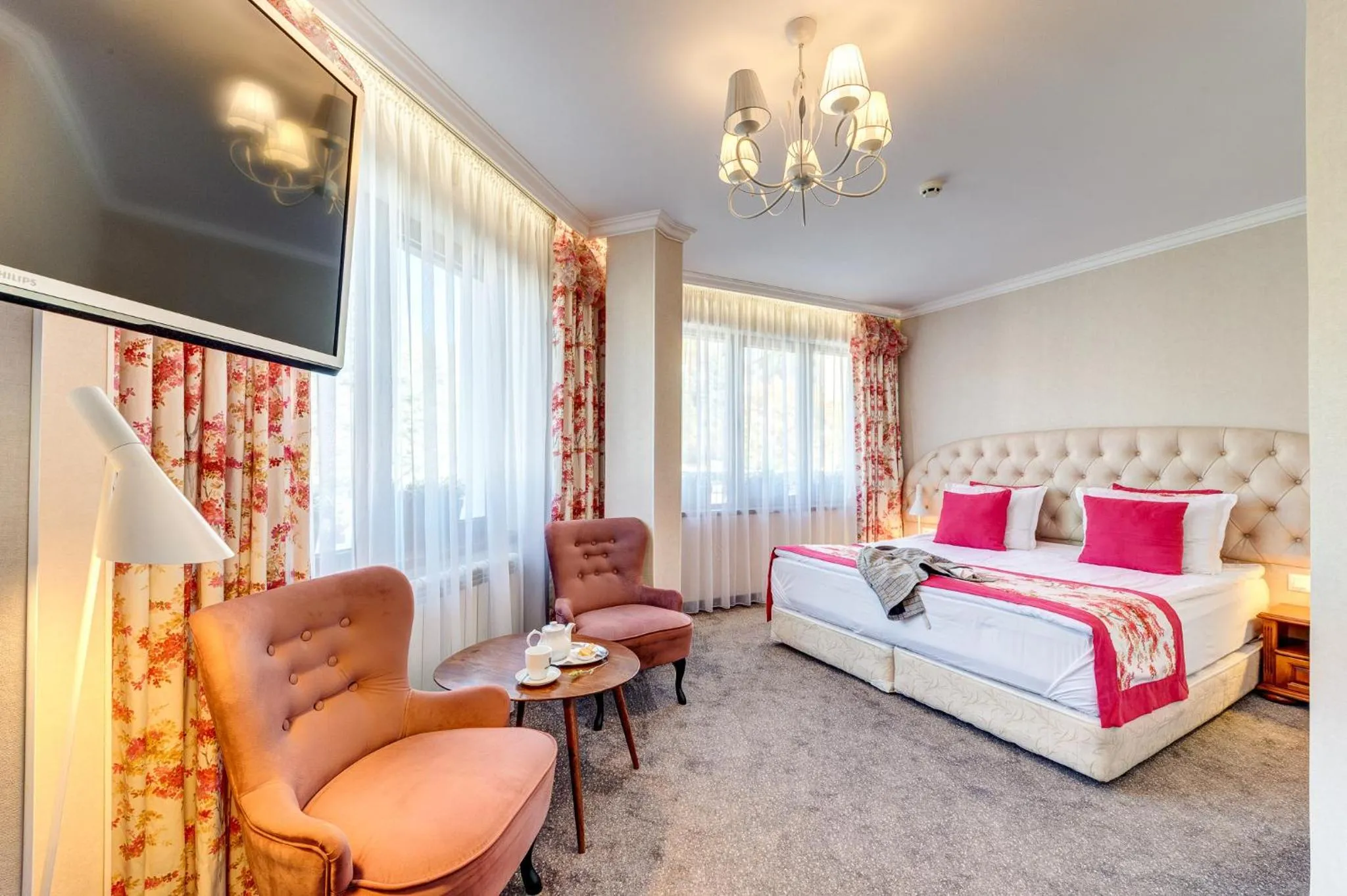 Seating area, Bed in SPA Hotel Kiparis