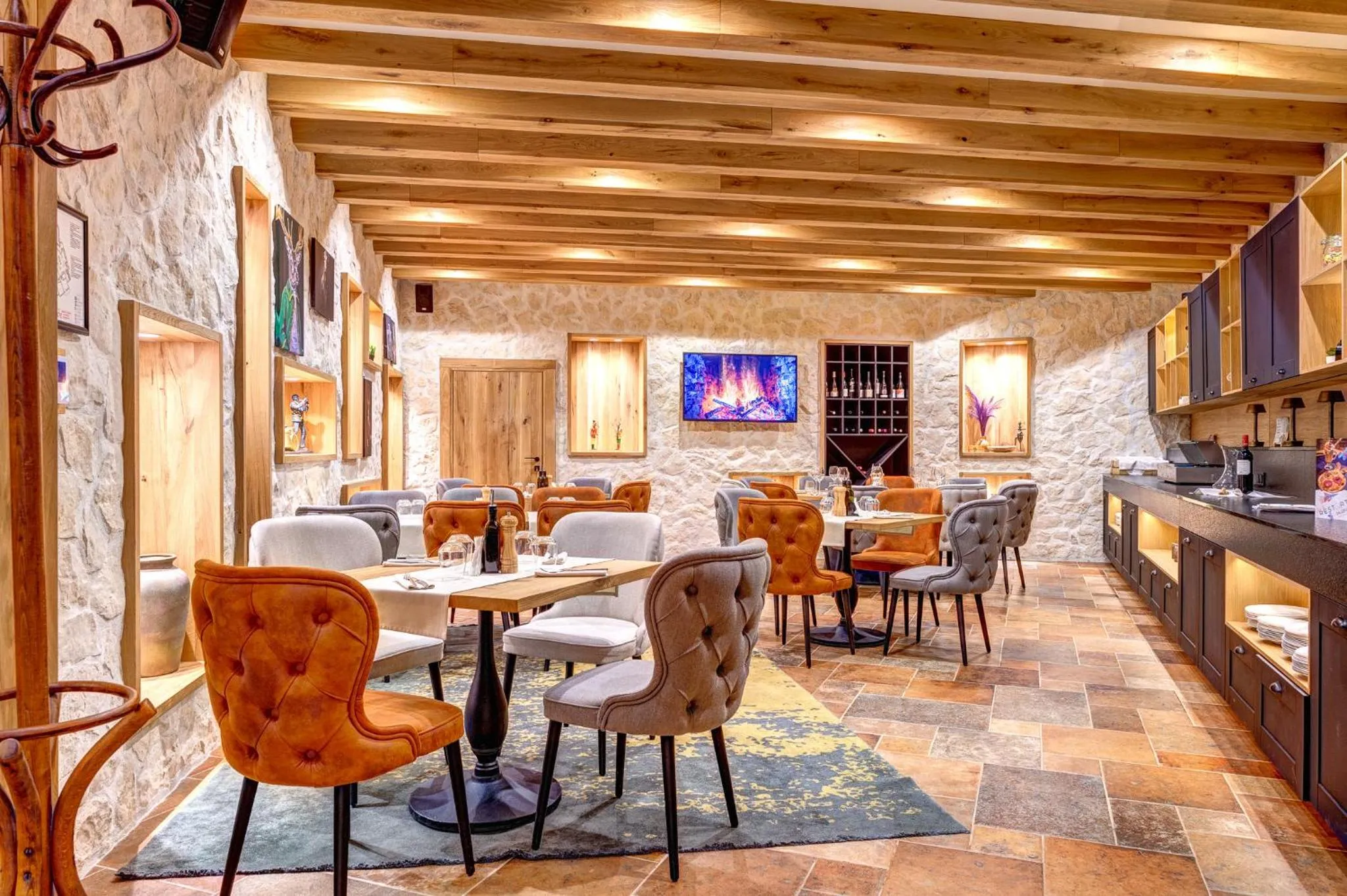 Restaurant/places to eat in SPA Hotel Kiparis
