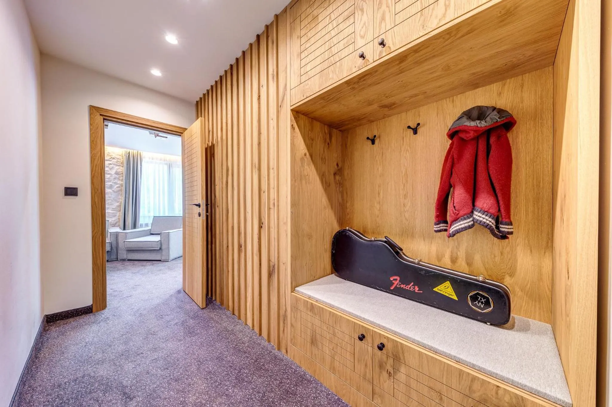 wardrobe in SPA Hotel Kiparis