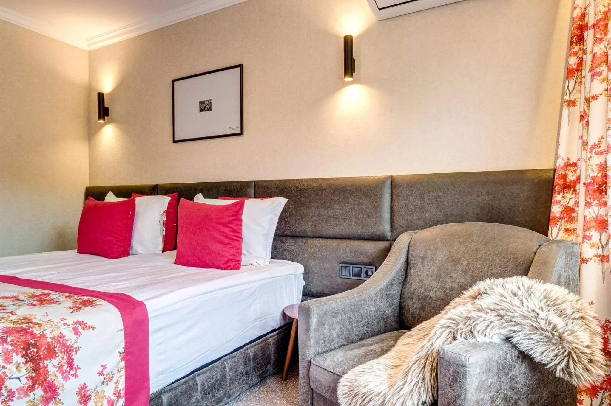 Photo of the whole room, Bed in SPA Hotel Kiparis
