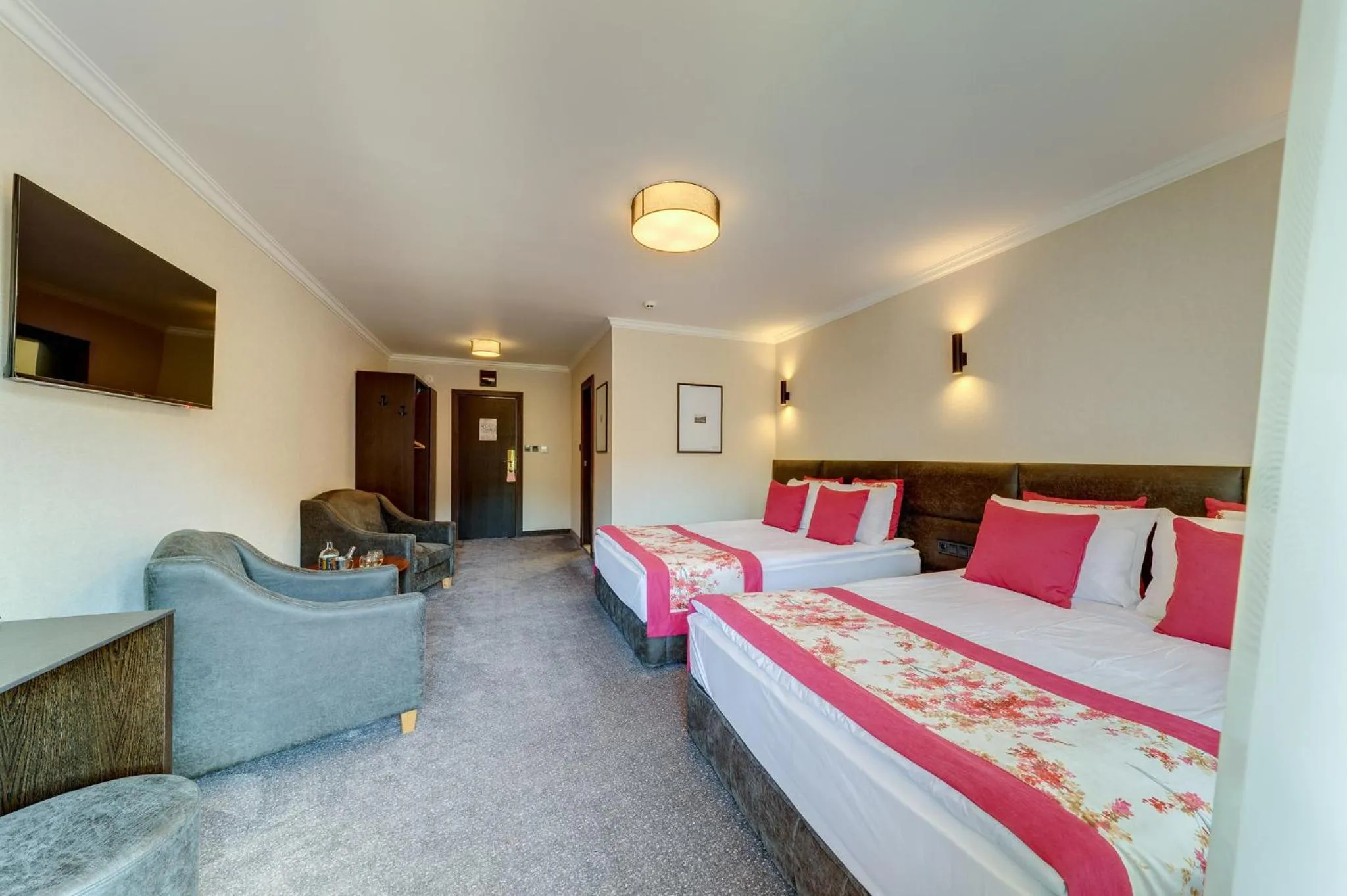 Photo of the whole room, Bed in SPA Hotel Kiparis