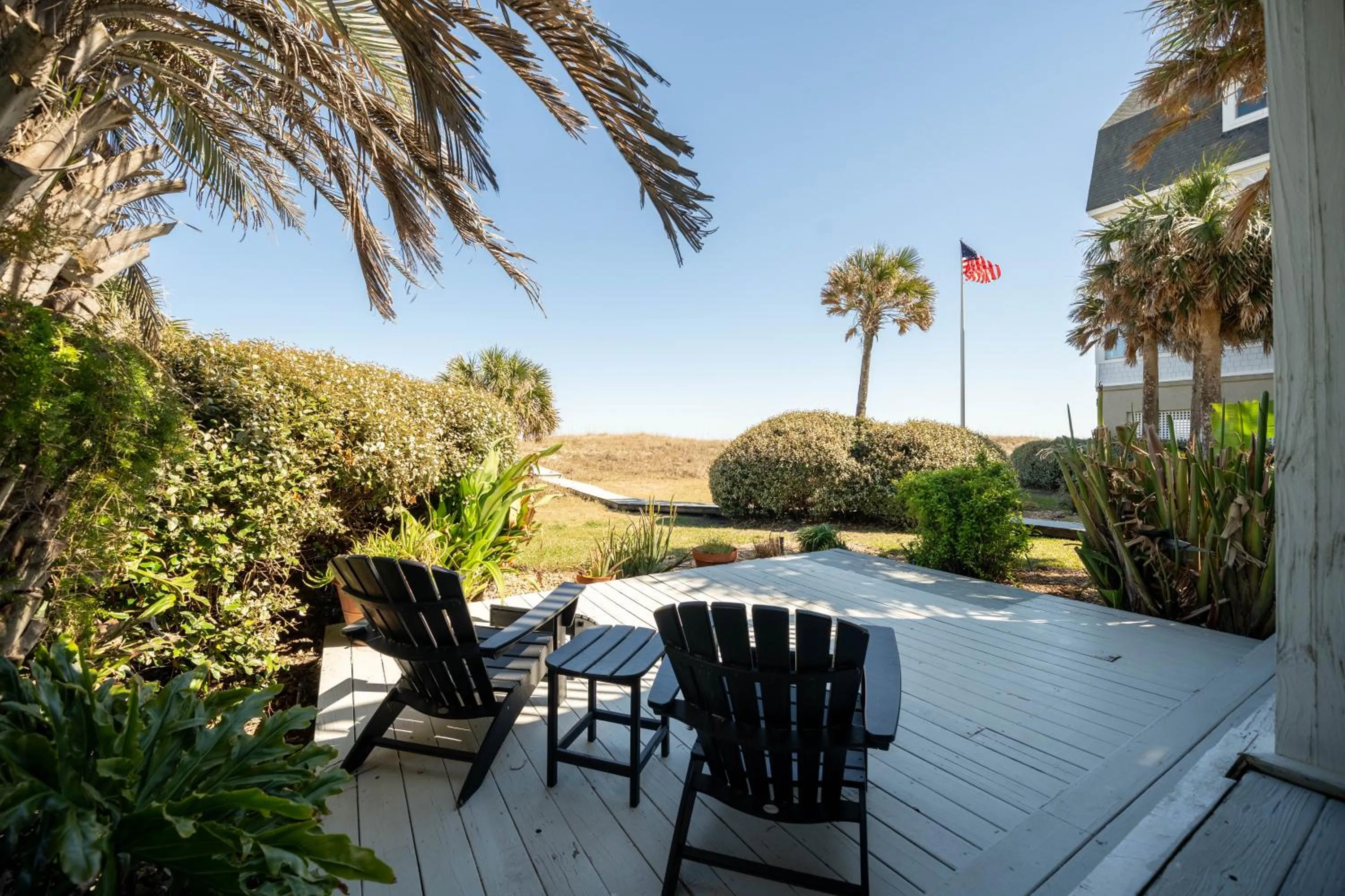 Elizabeth Pointe Lodge