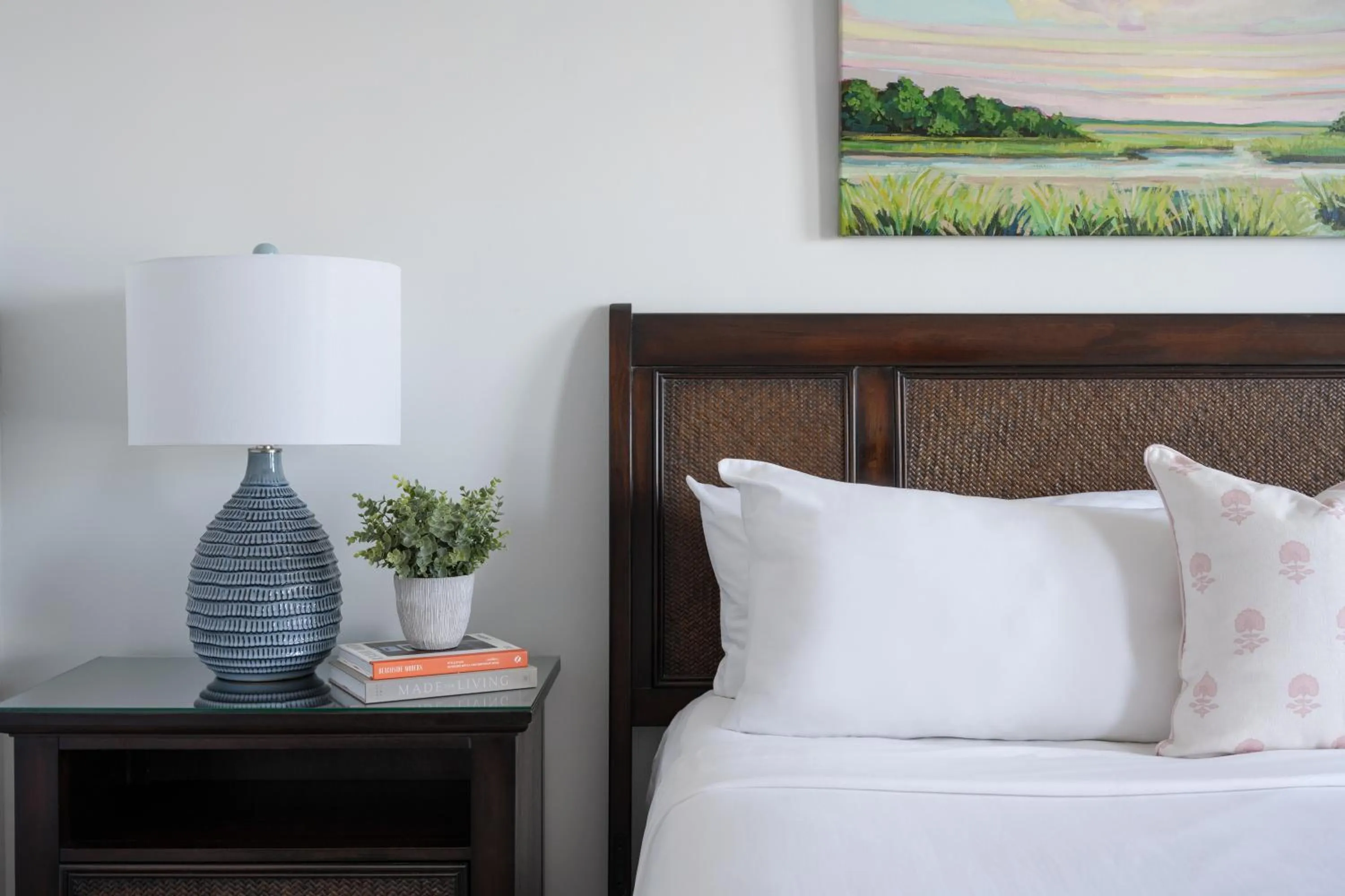 Bed in Elizabeth Pointe Lodge