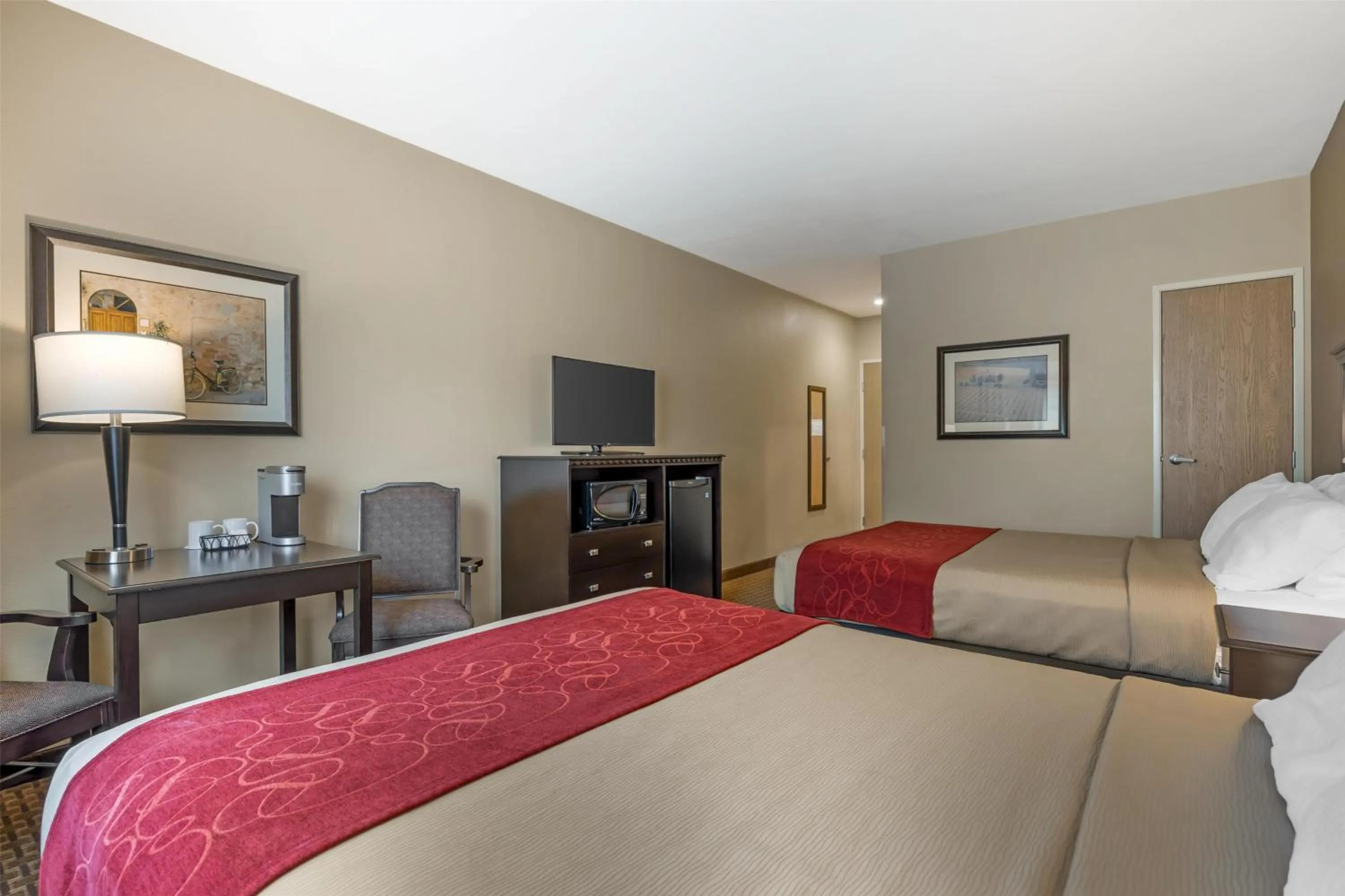 Bedroom, Bed in Best Western Plus Vintage Valley Inn