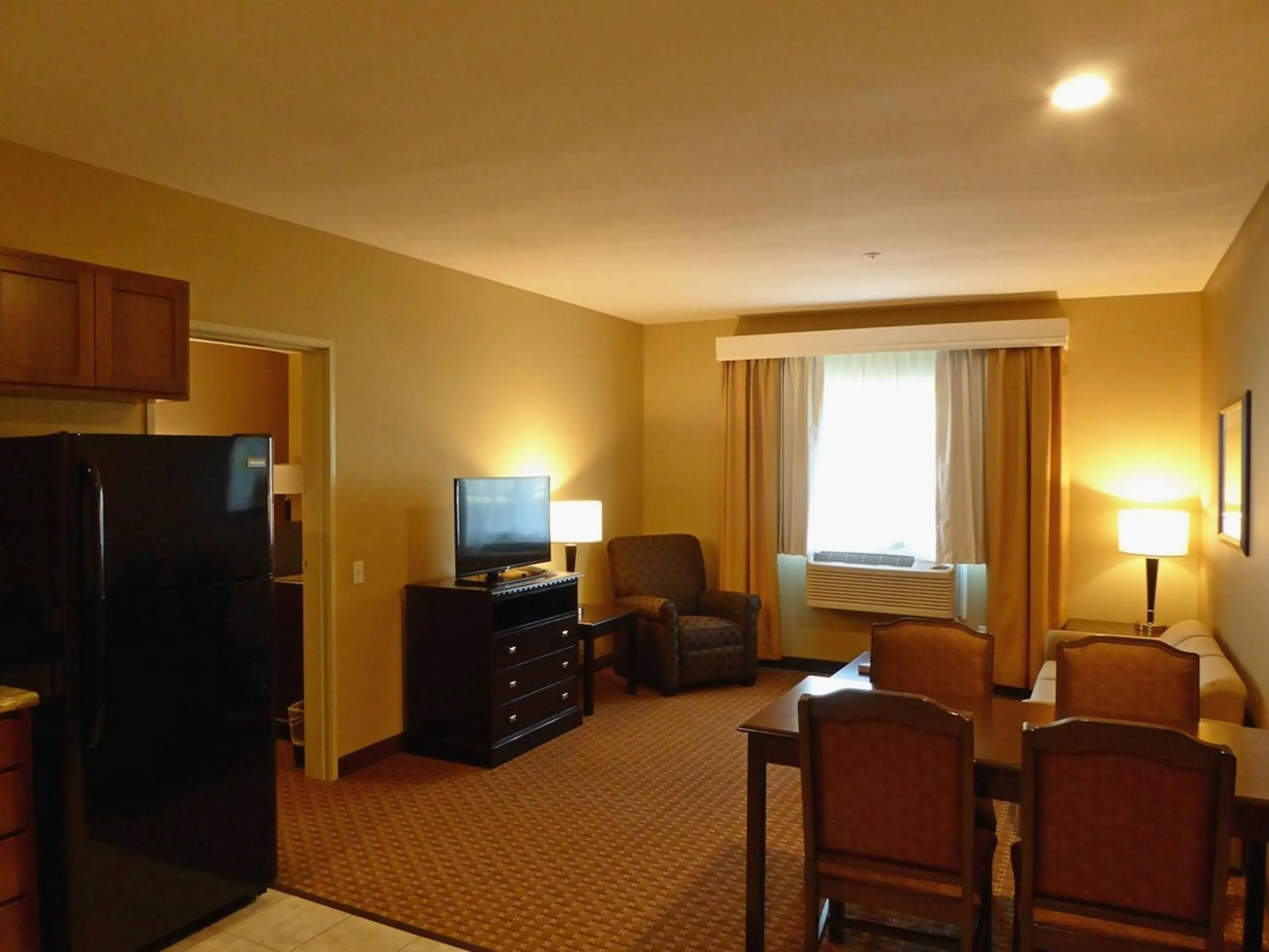 Photo of the whole room in Best Western Plus Vintage Valley Inn