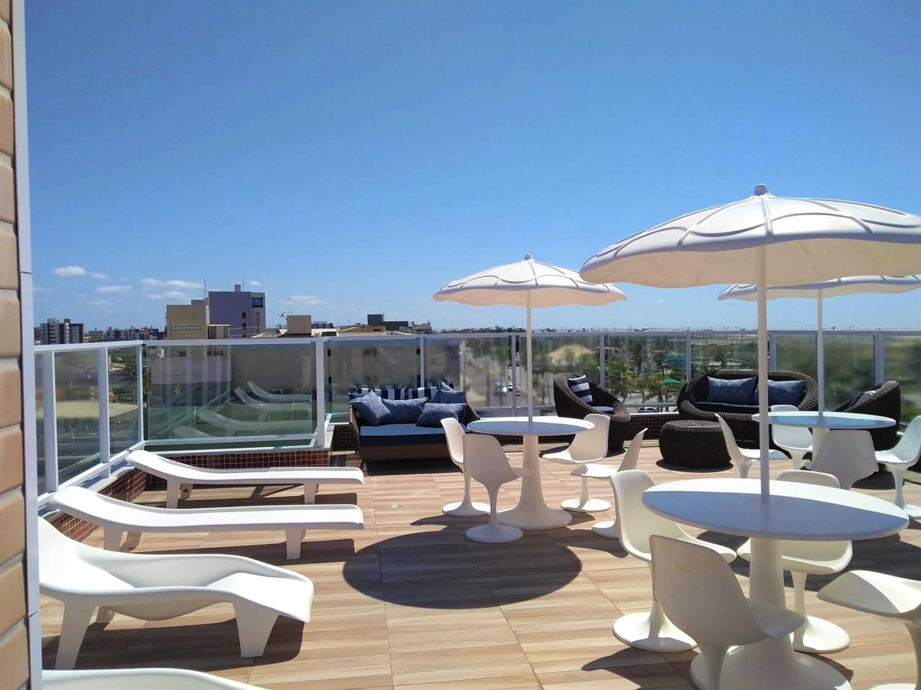 Balcony/Terrace in Simas Praia Hotel