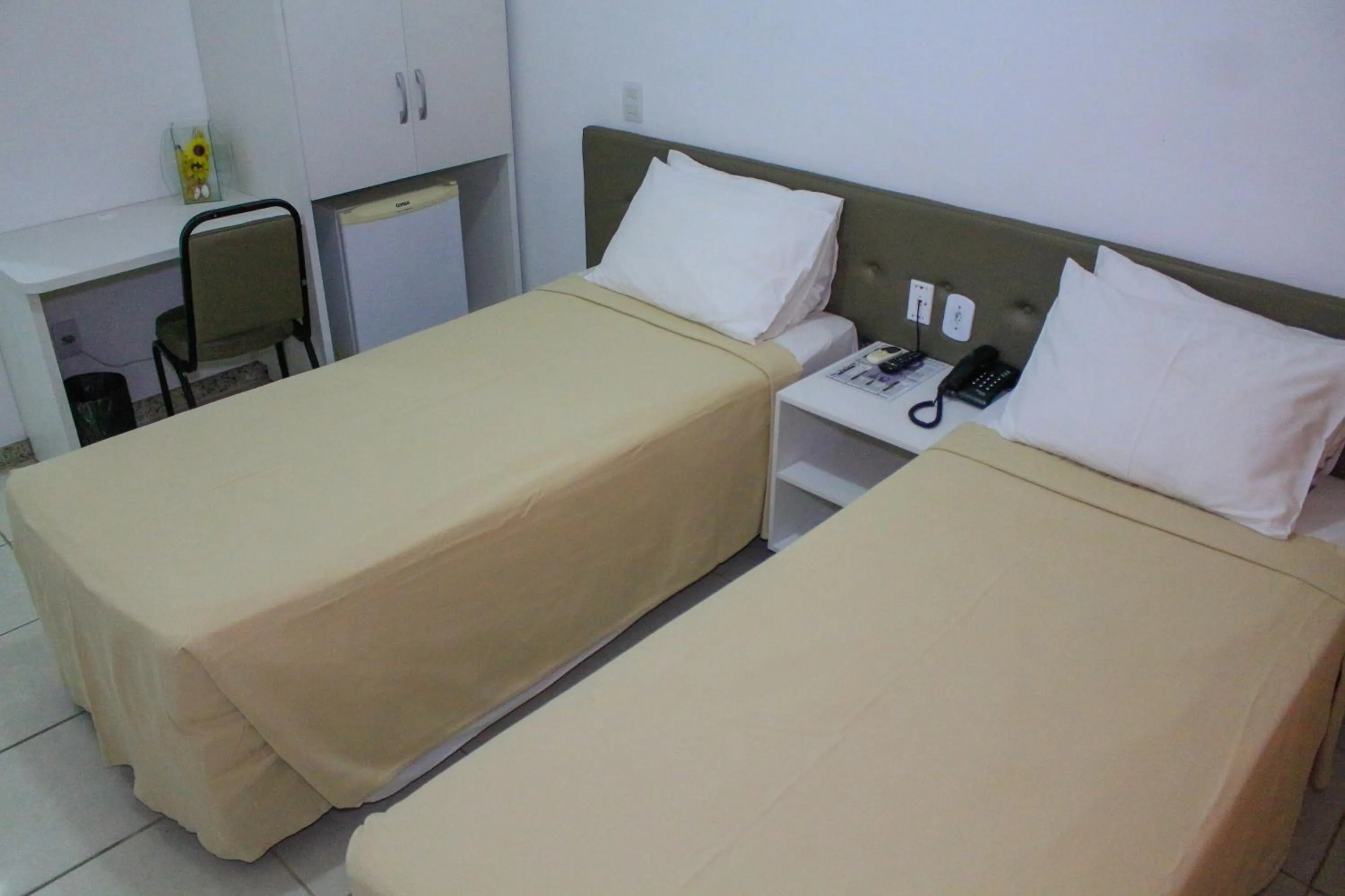 Bed in Simas Praia Hotel