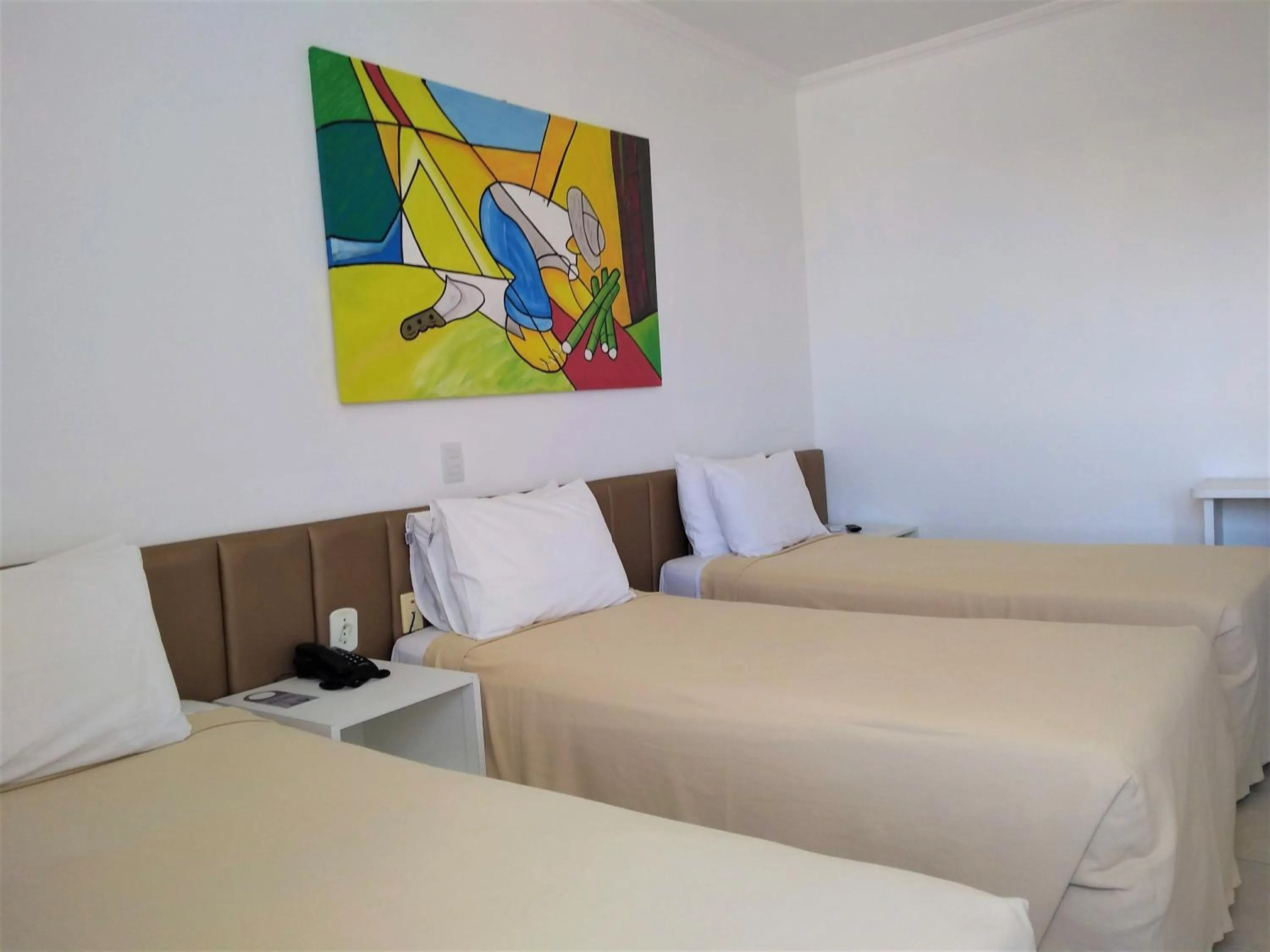 Photo of the whole room, Bed in Simas Praia Hotel