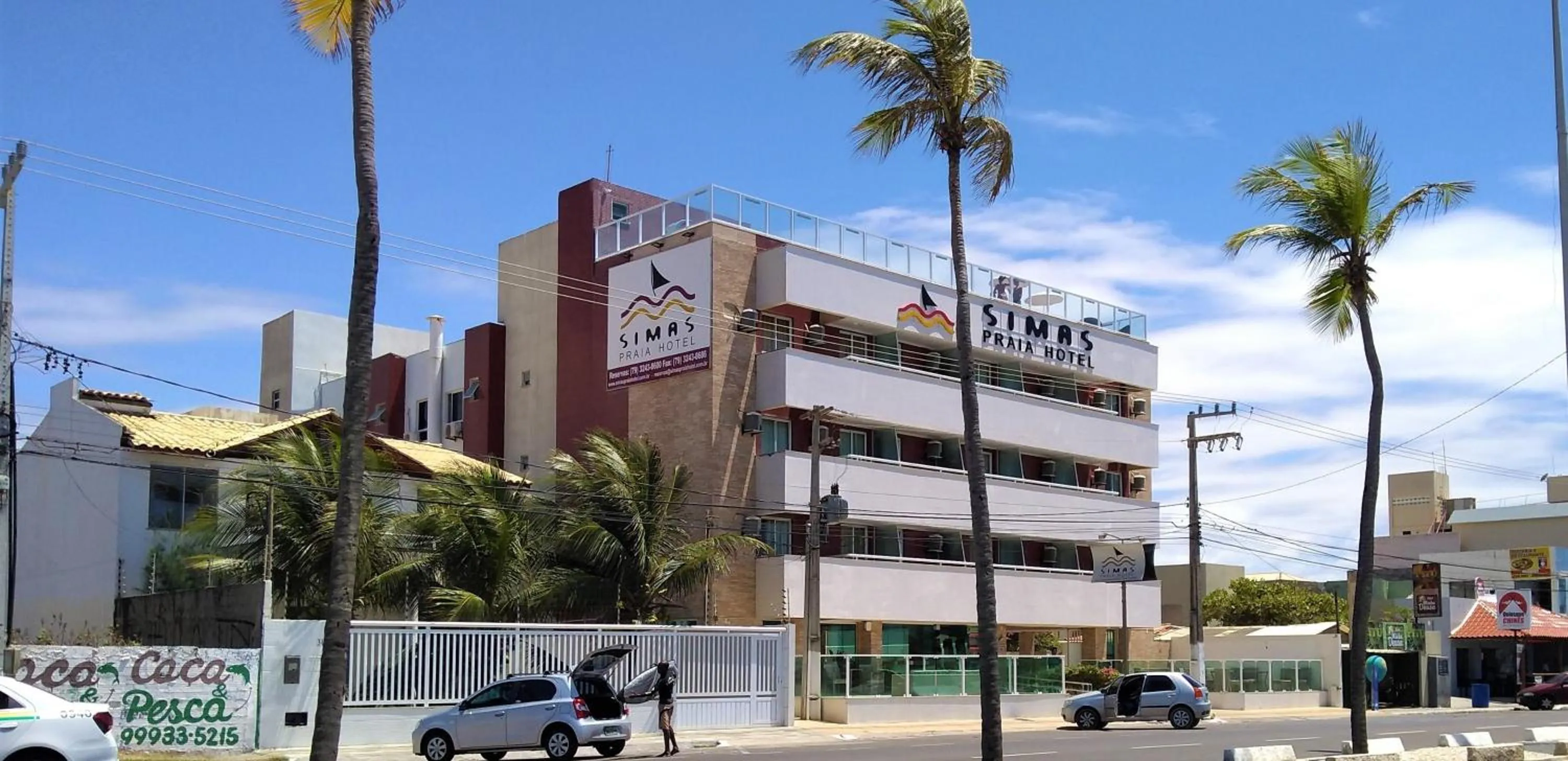 Property building in Simas Praia Hotel