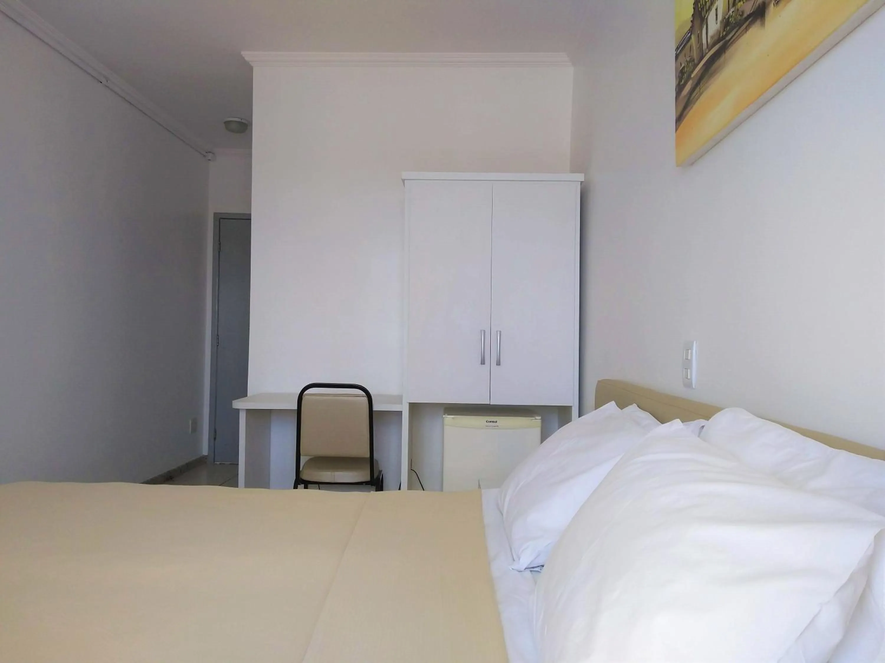 Bedroom, Bed in Simas Praia Hotel