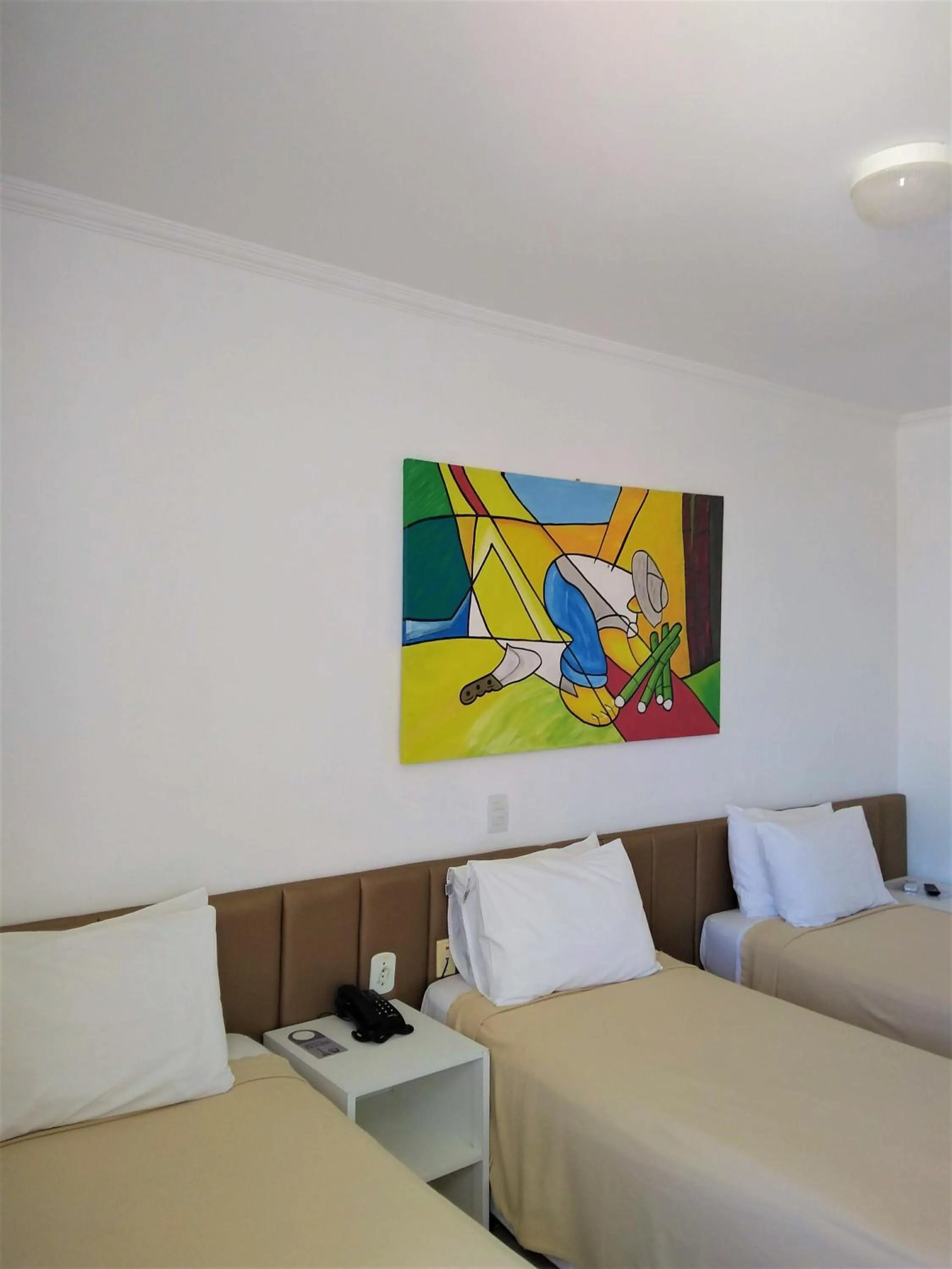 Photo of the whole room in Simas Praia Hotel