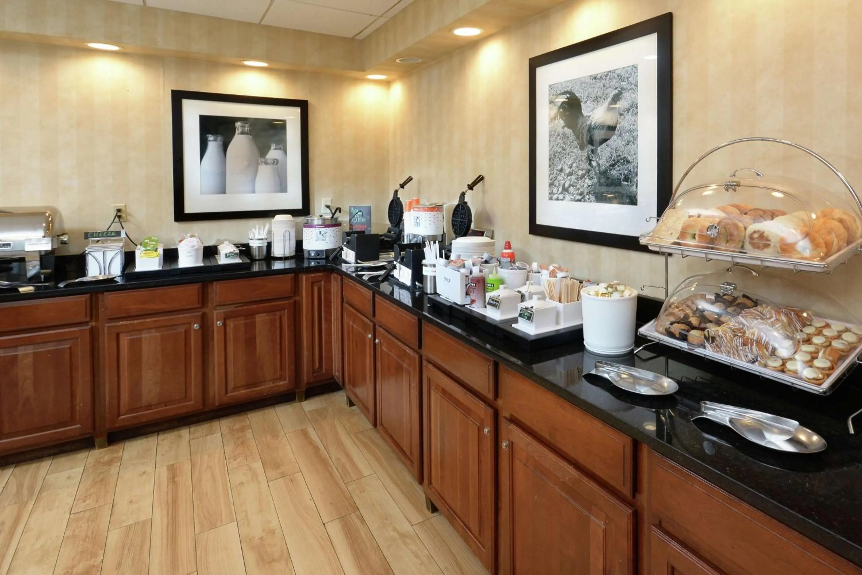 Breakfast in Hampton Inn & Suites Greenville/Spartanburg I-85