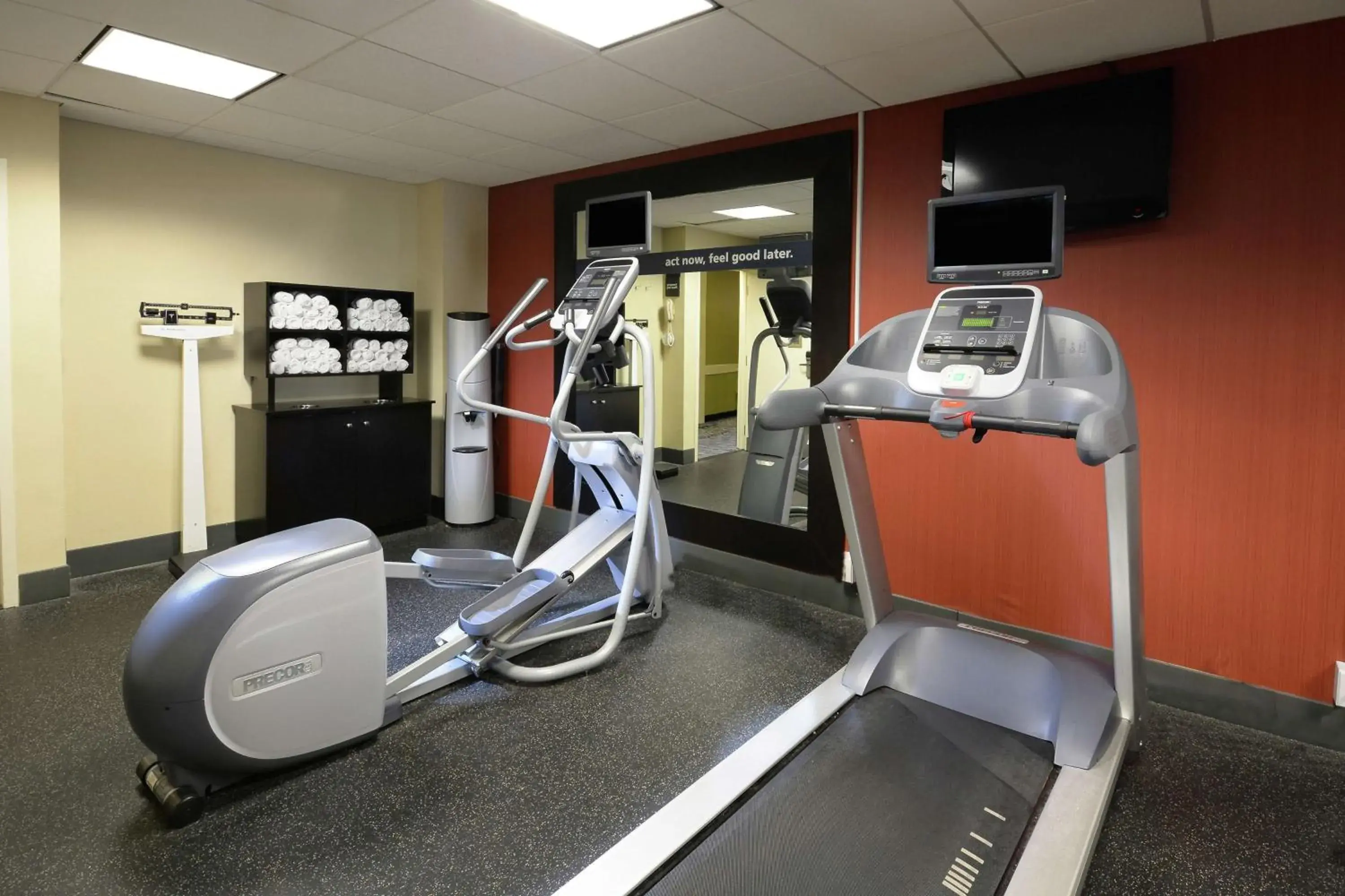 Fitness centre/facilities in Hampton Inn & Suites Greenville/Spartanburg I-85 Fitness centre/facilities in Hampton Inn & Suites Greenville/Spartanburg I-85