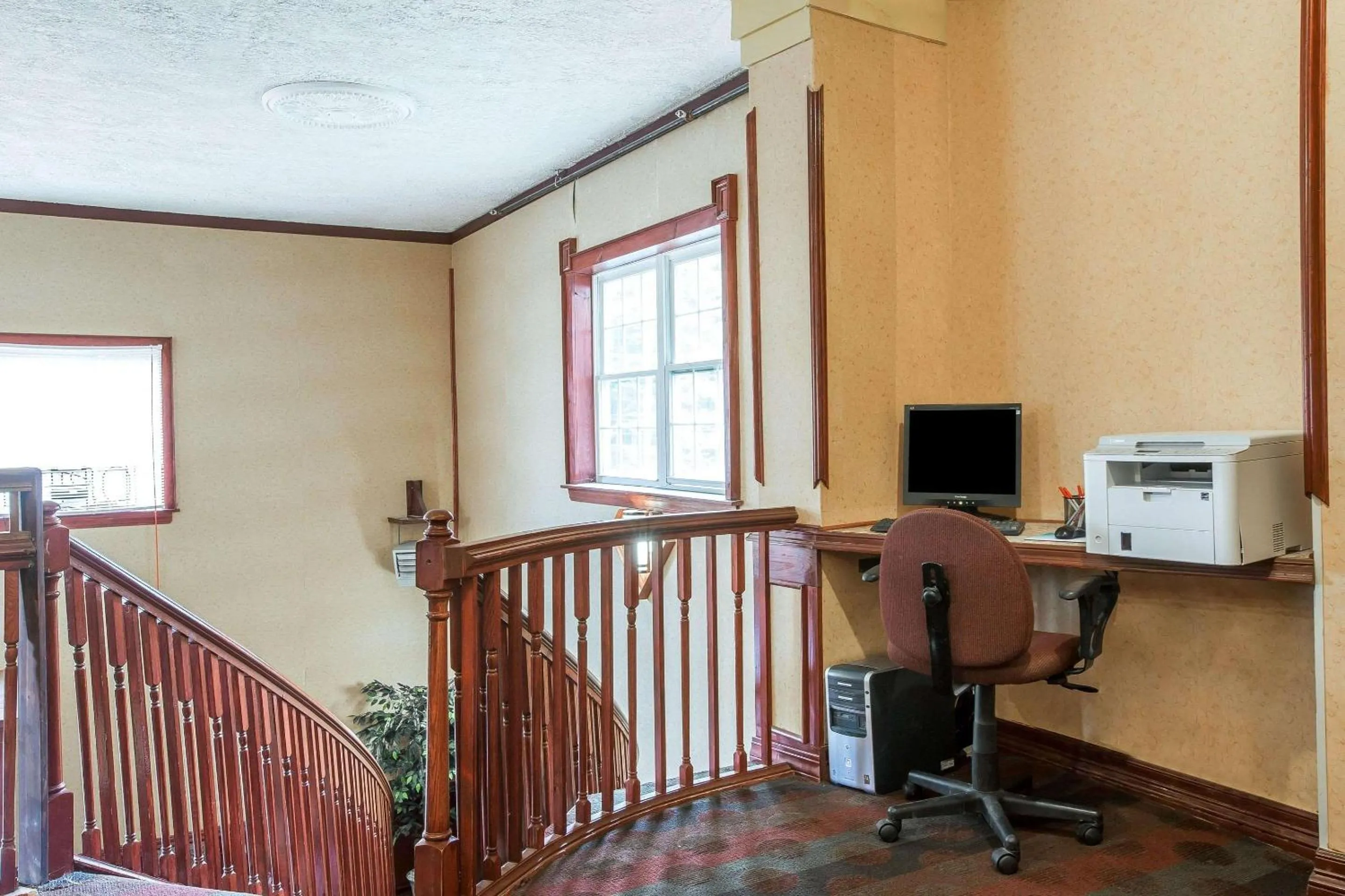 Restaurant/places to eat in Econo Lodge Montpelier I-89