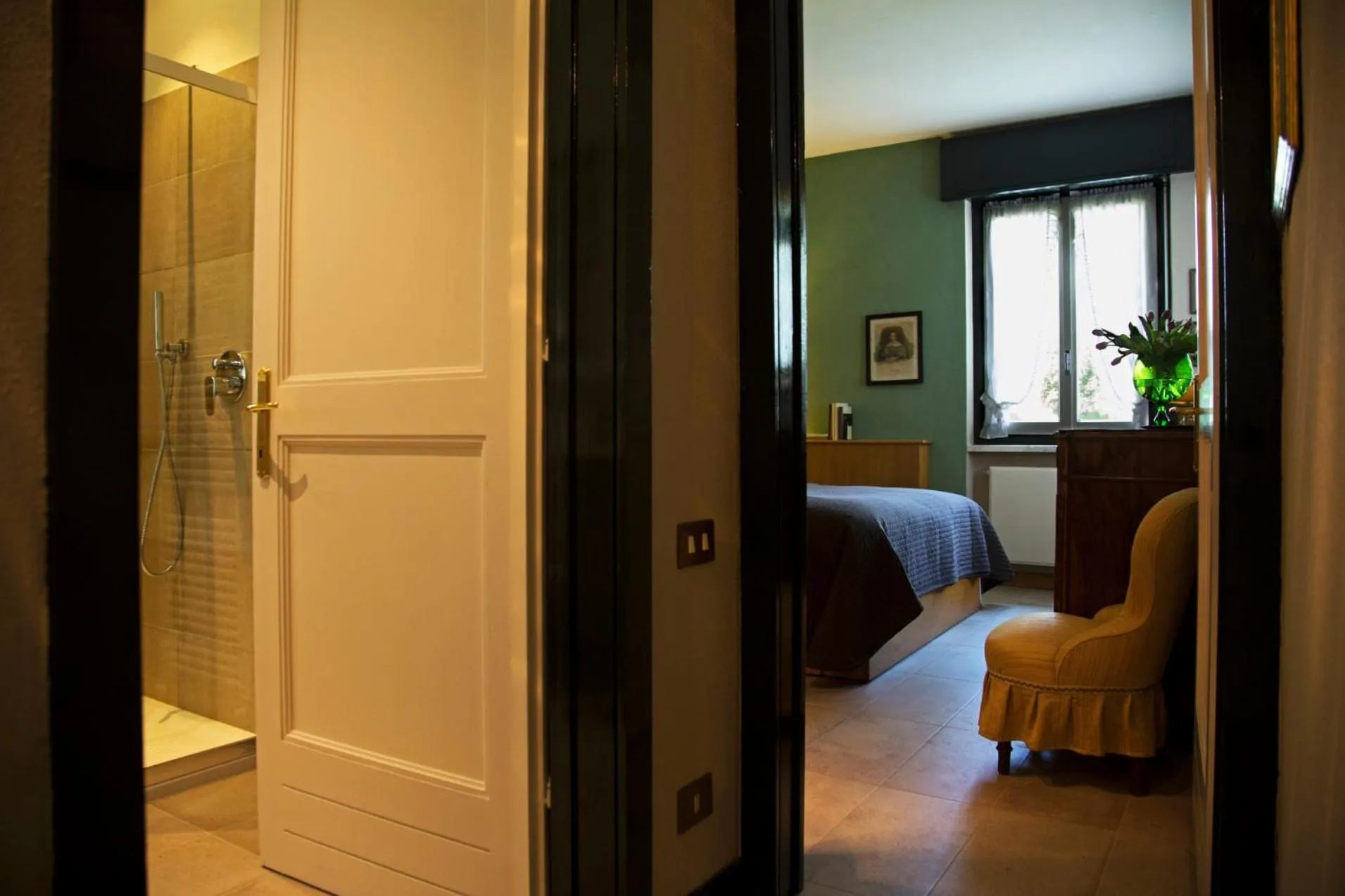 Bathroom, Bed in Villa Ucci