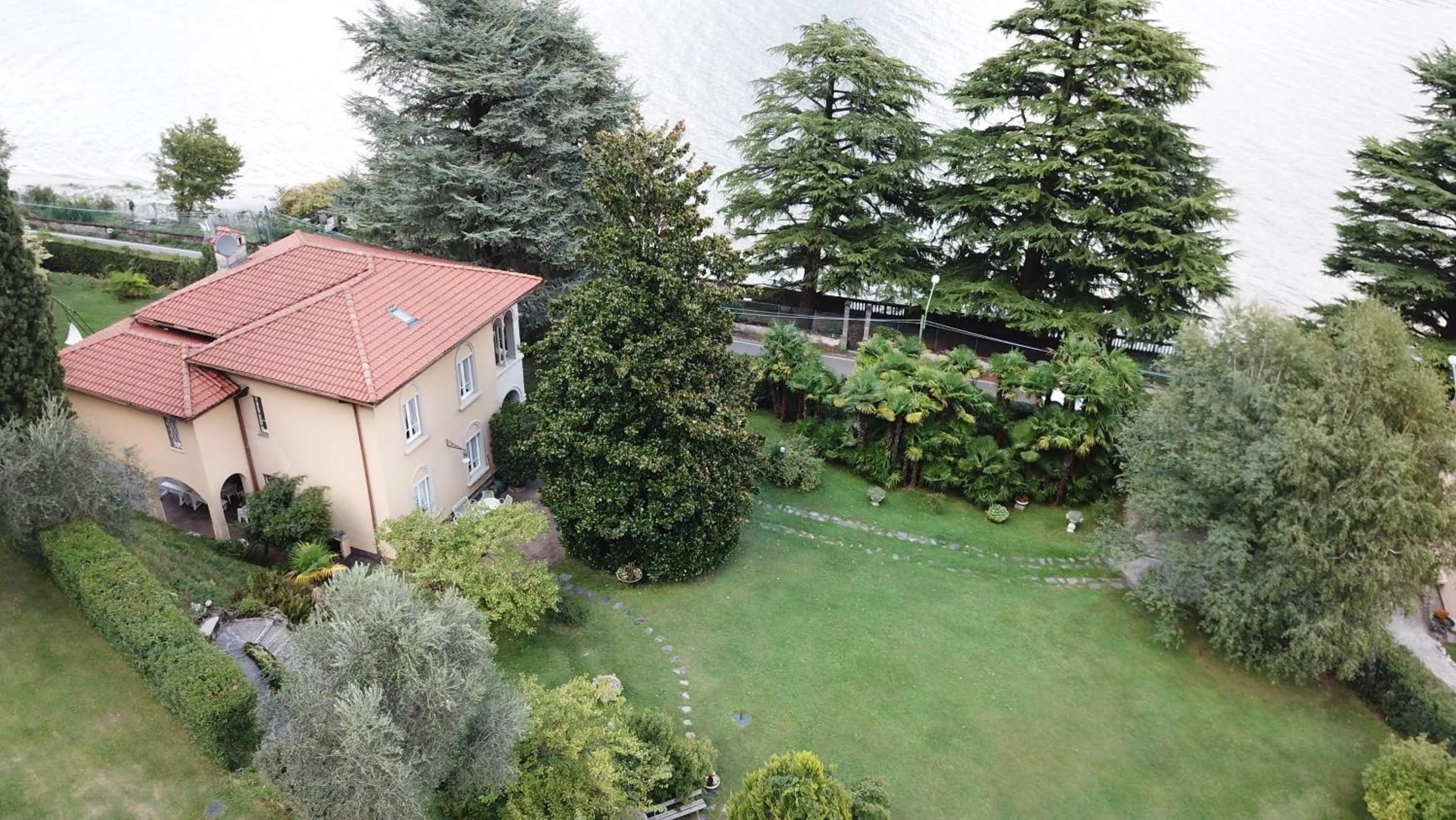 Property building in Villa Ucci