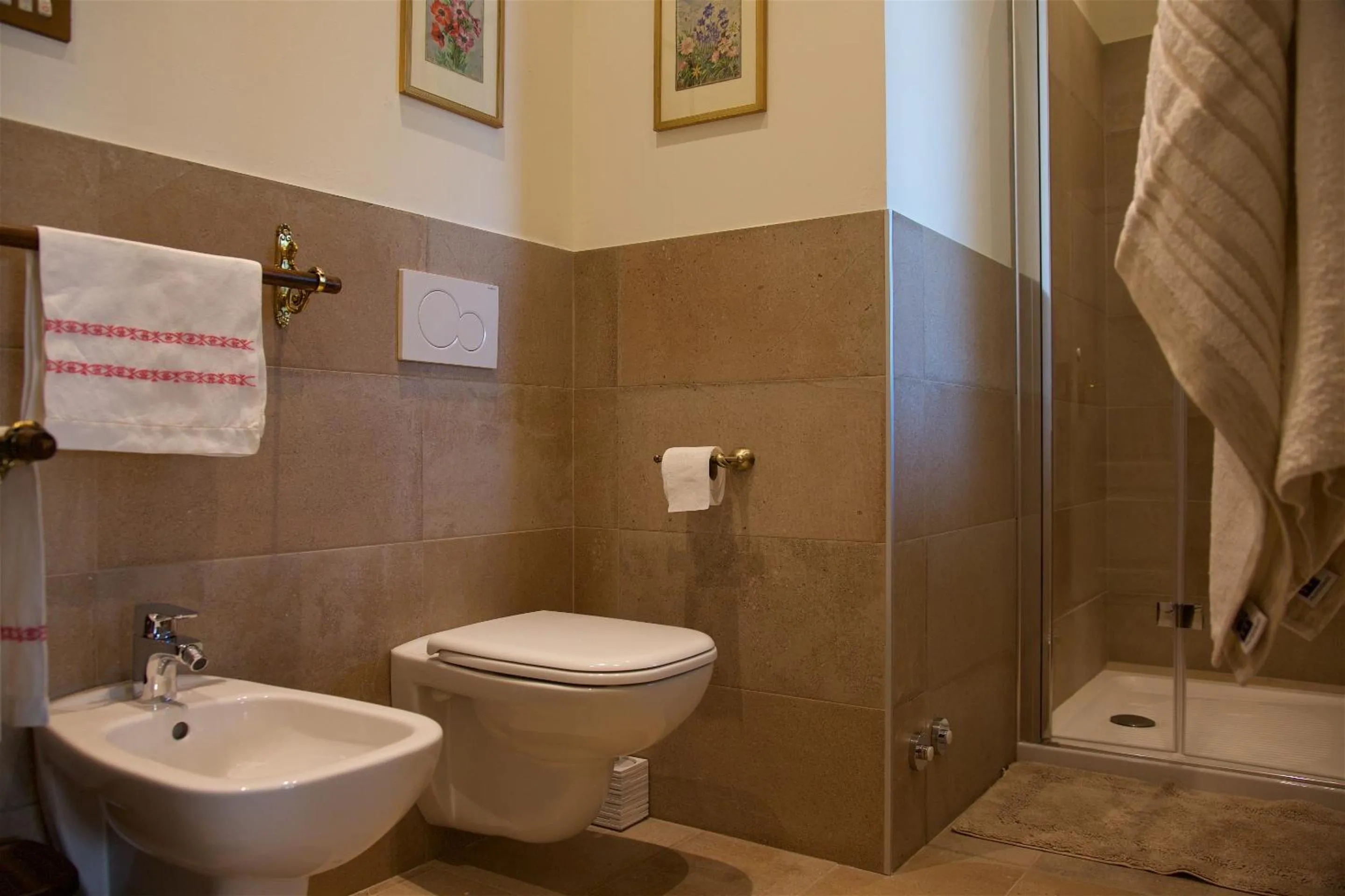 Shower in Villa Ucci