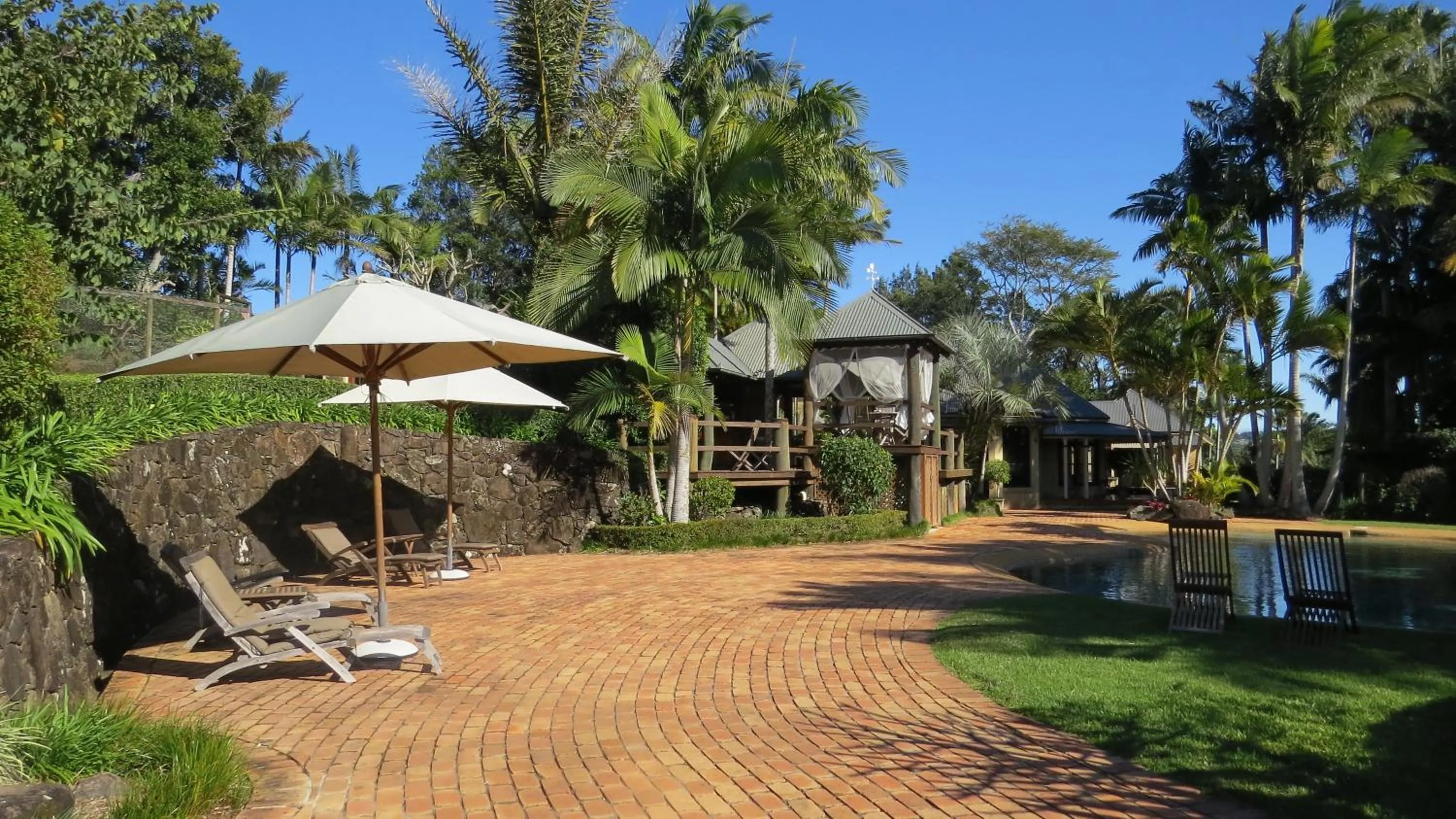 Patio in Victoria's At Ewingsdale