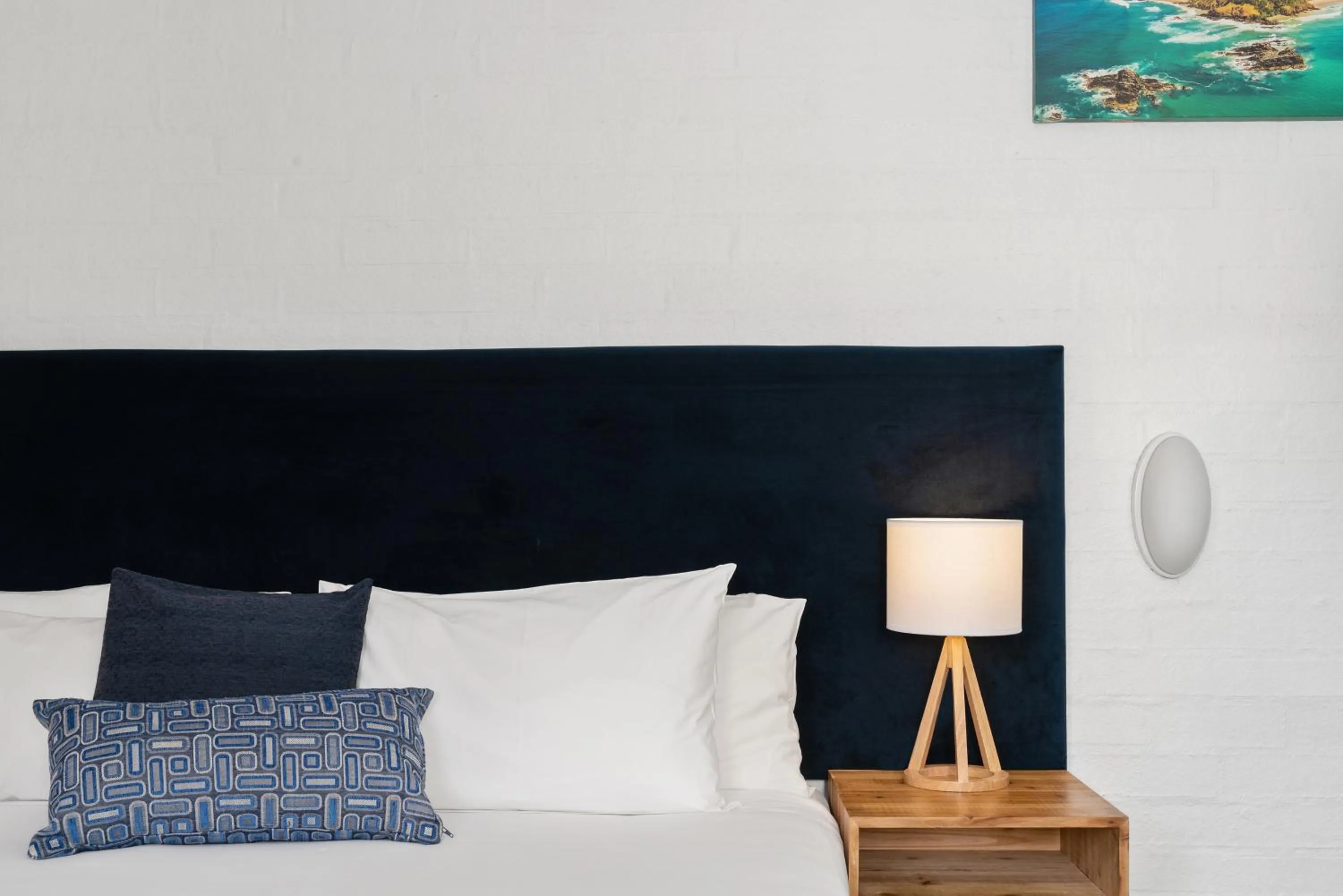 Decorative detail, Bed in Wollongbar Motel